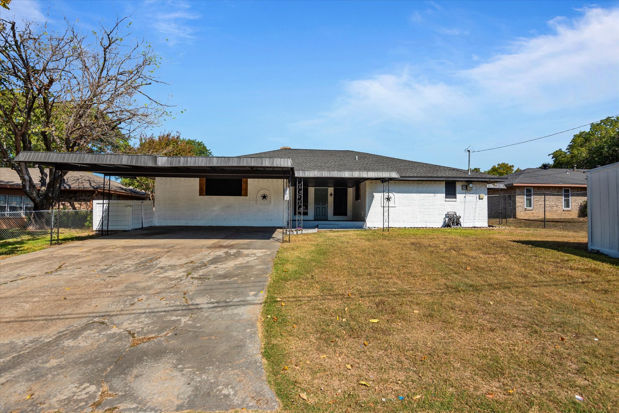942 Briarcove Place