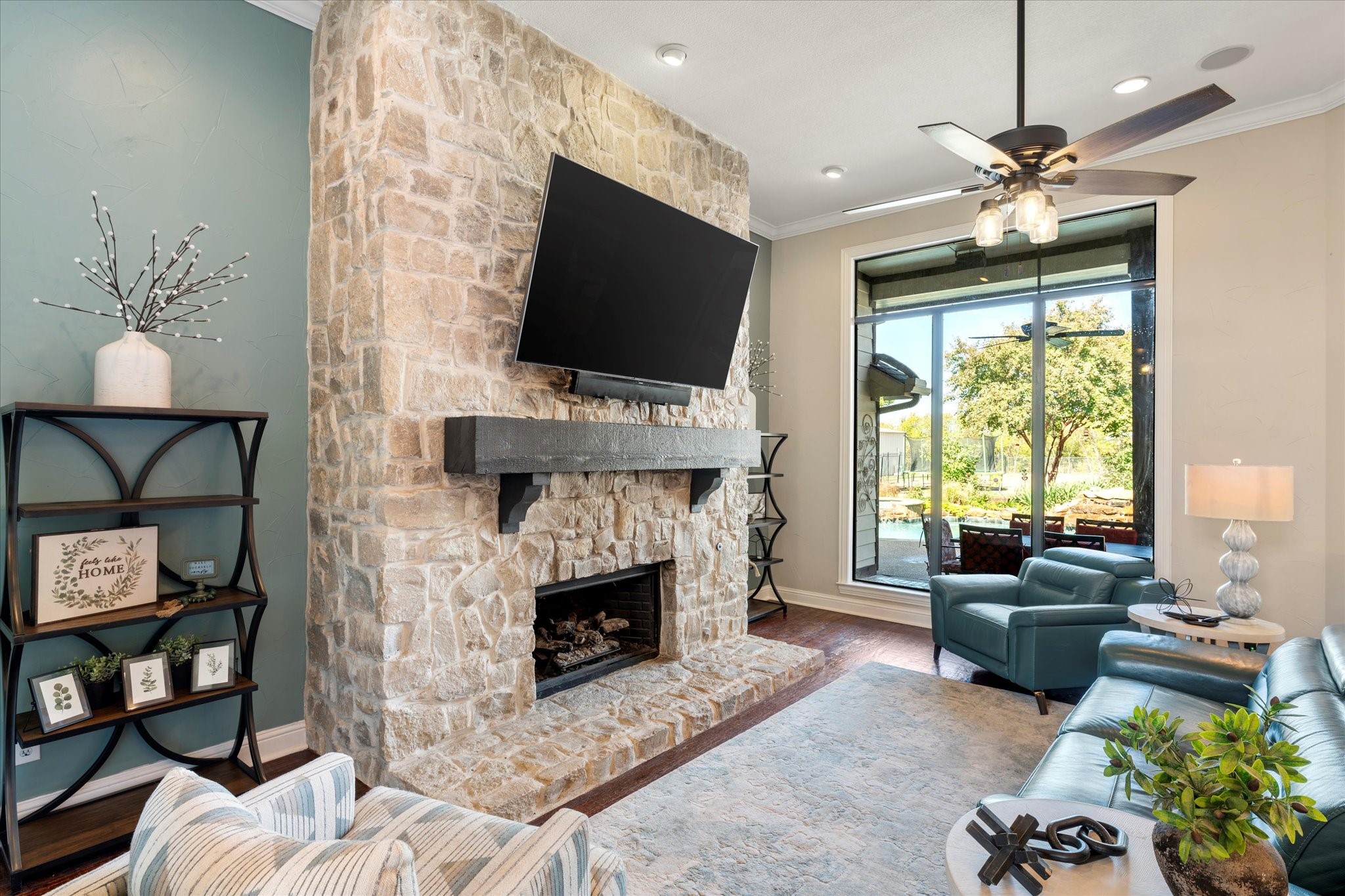 1906 Ranch Road