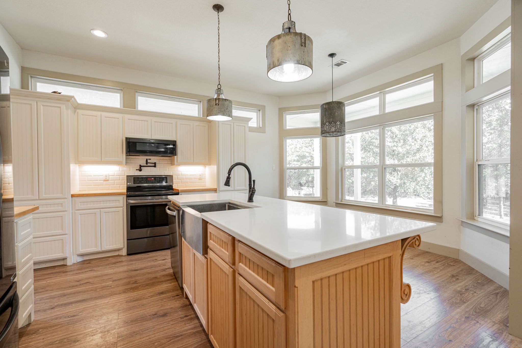 248 Private Road 4638