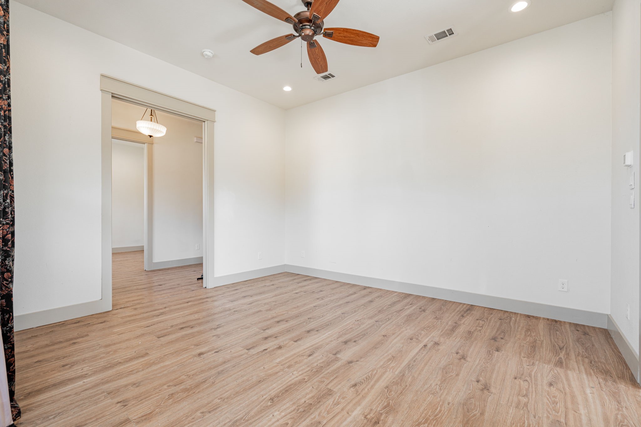 248 Private Road 4638