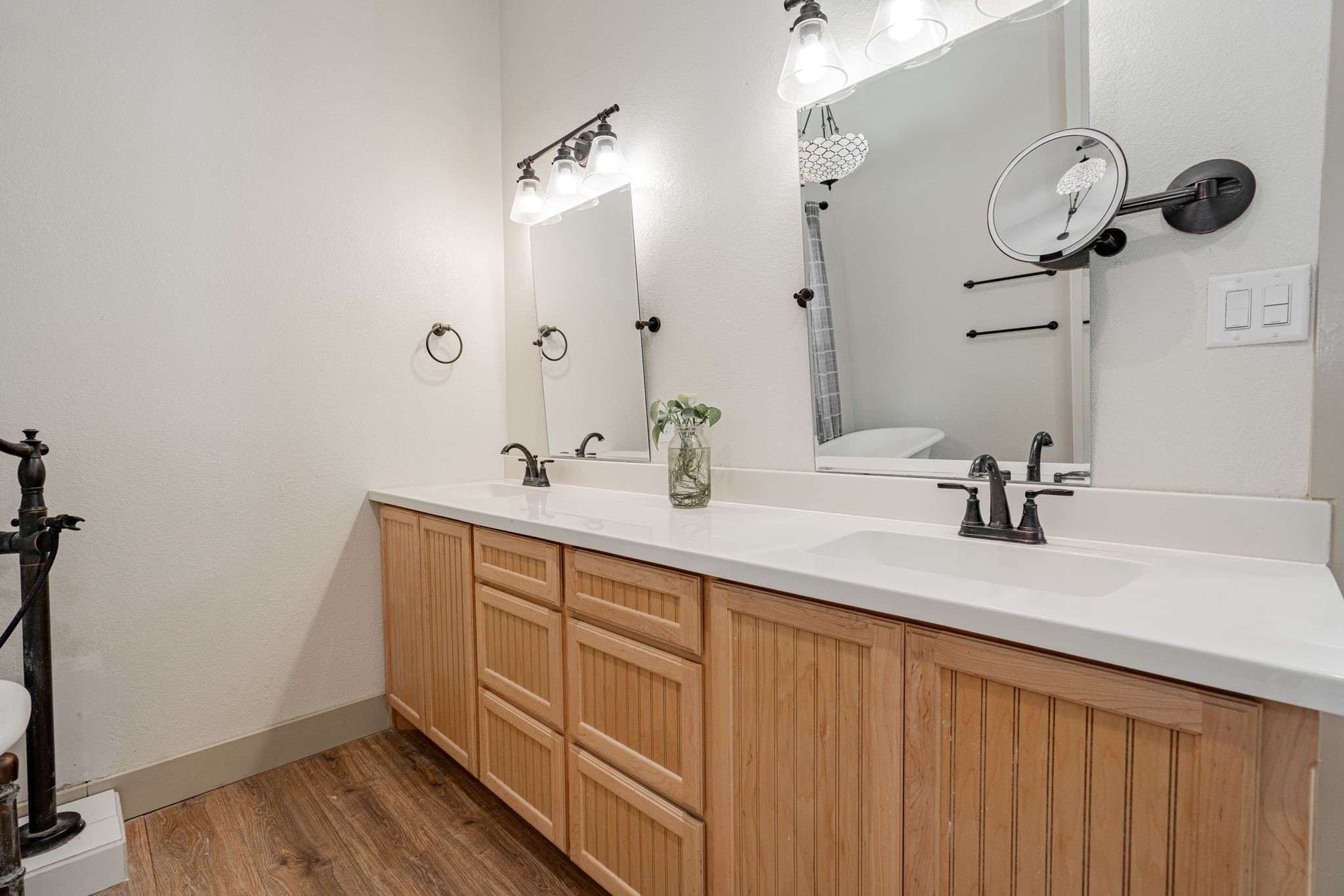 248 Private Road 4638