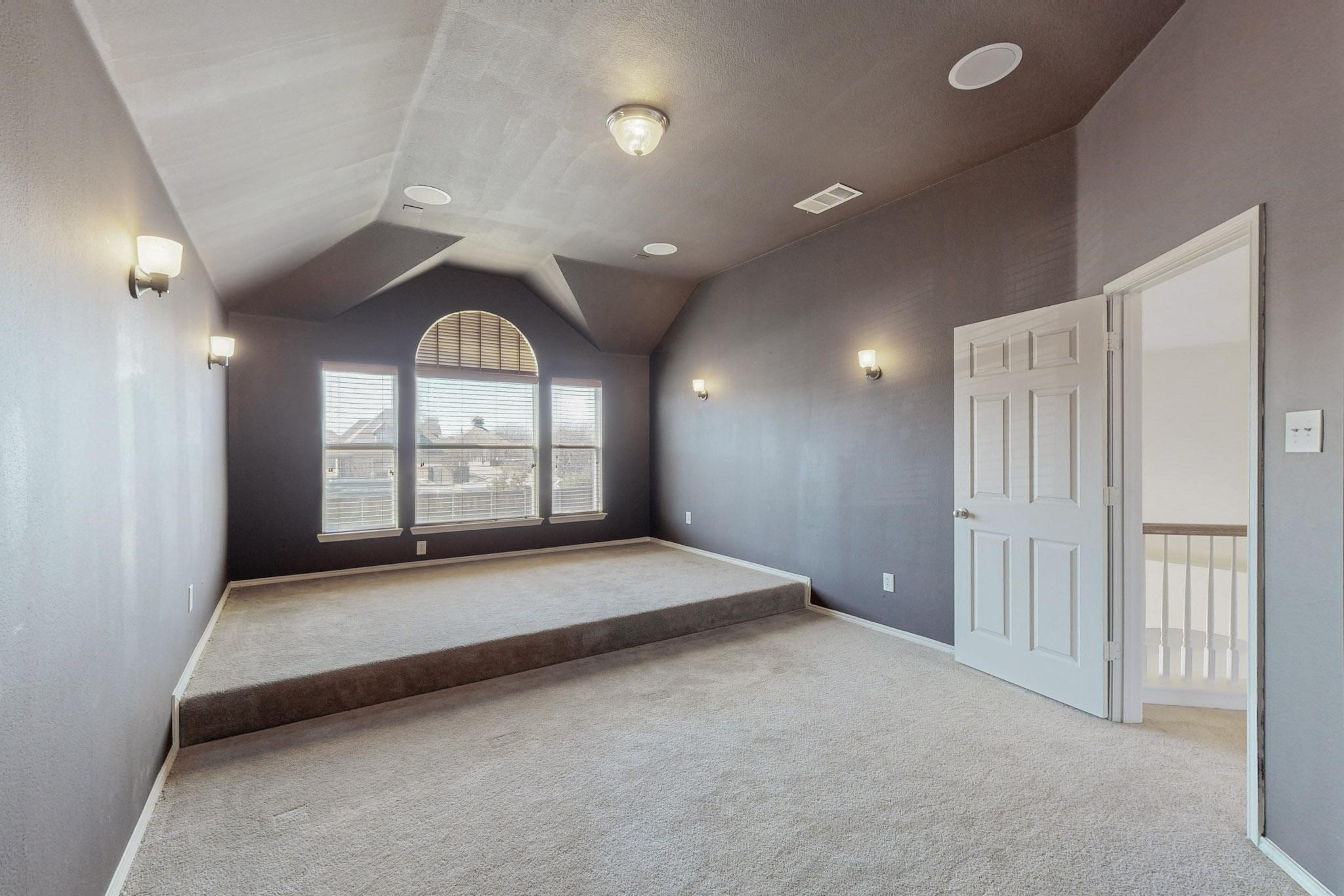 1421 Laura Drive
