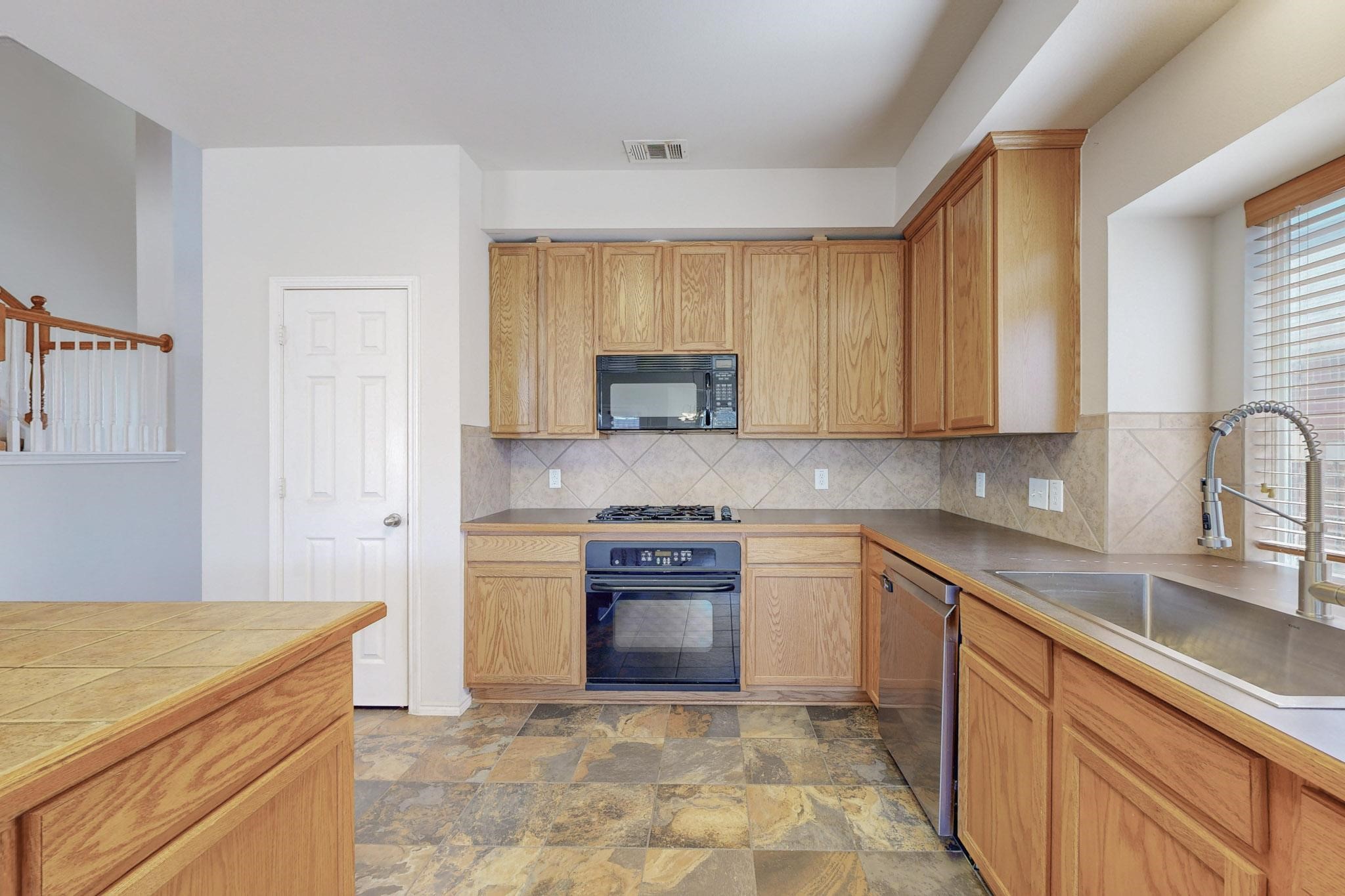 1421 Laura Drive
