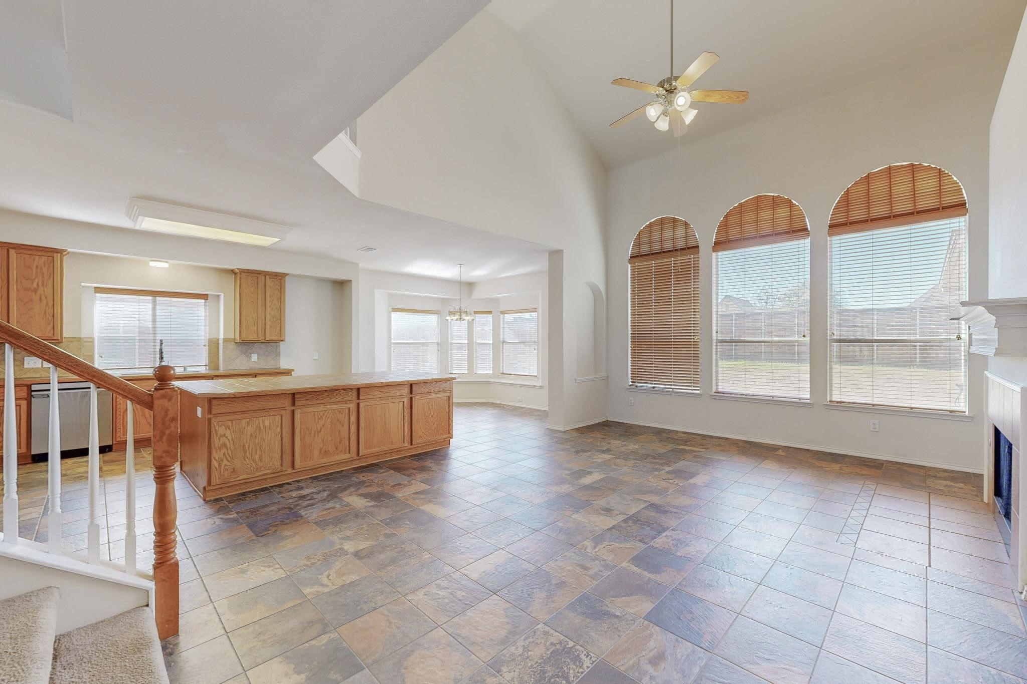 1421 Laura Drive