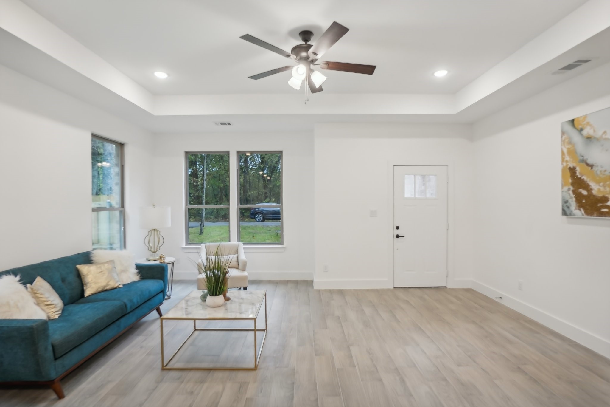 122 W Beachwood Loop