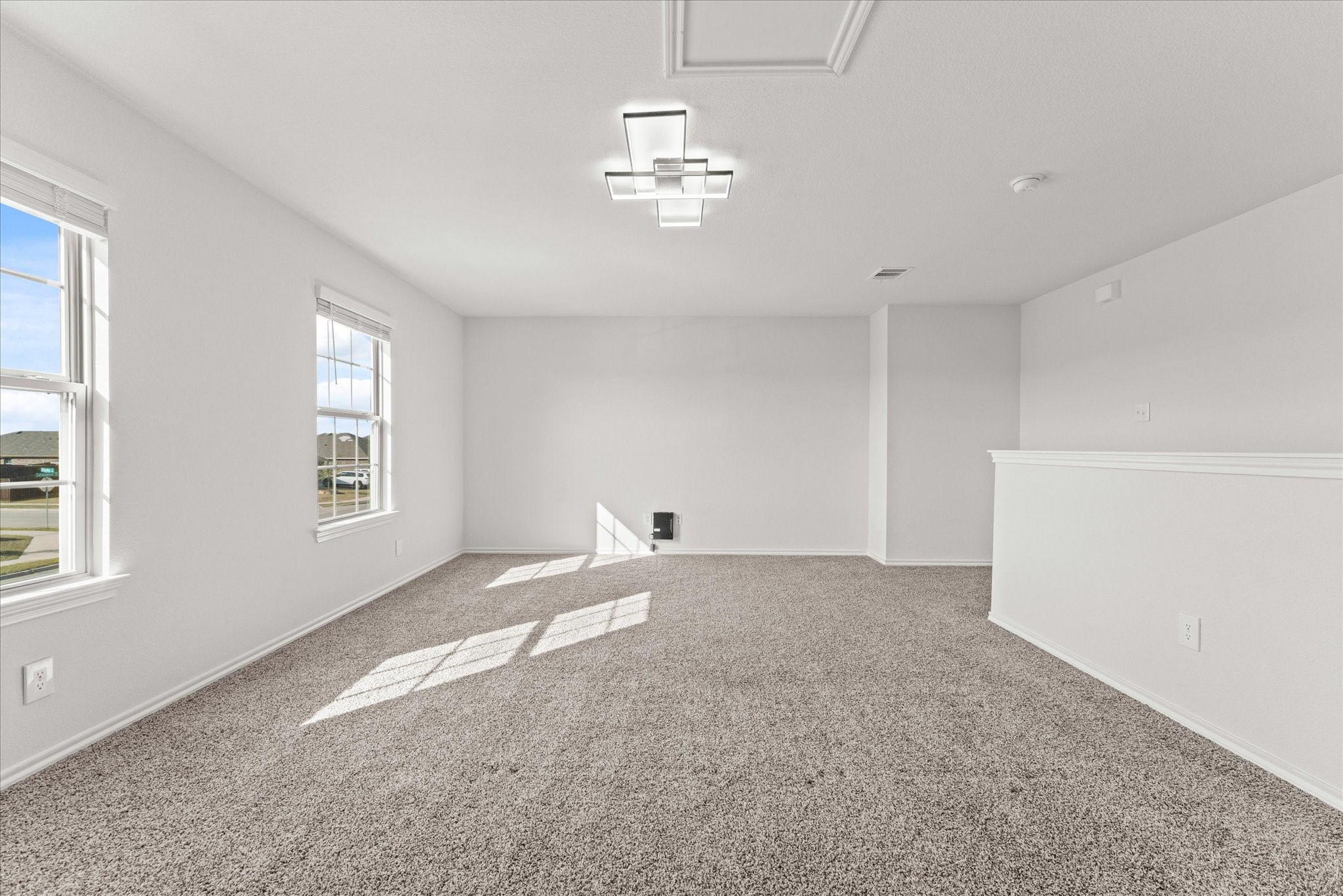 803 Cottonwood Way