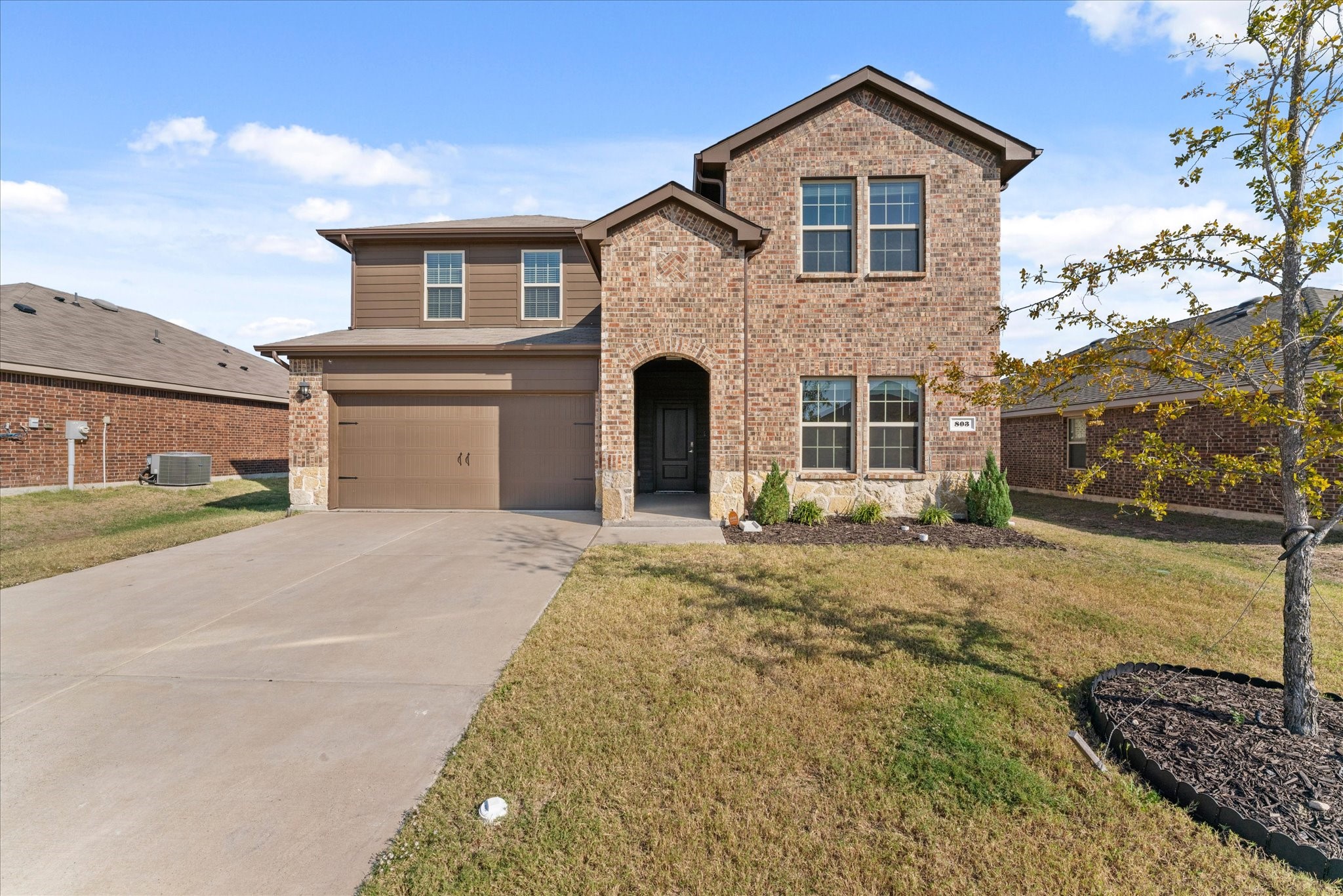 803 Cottonwood Way