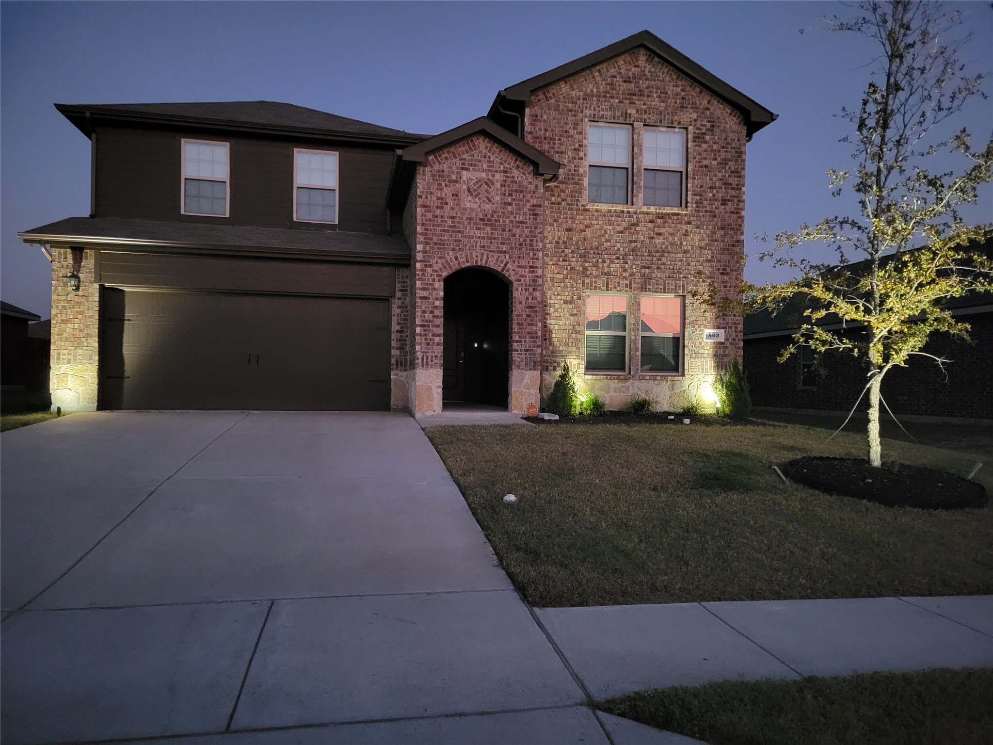 803 Cottonwood Way