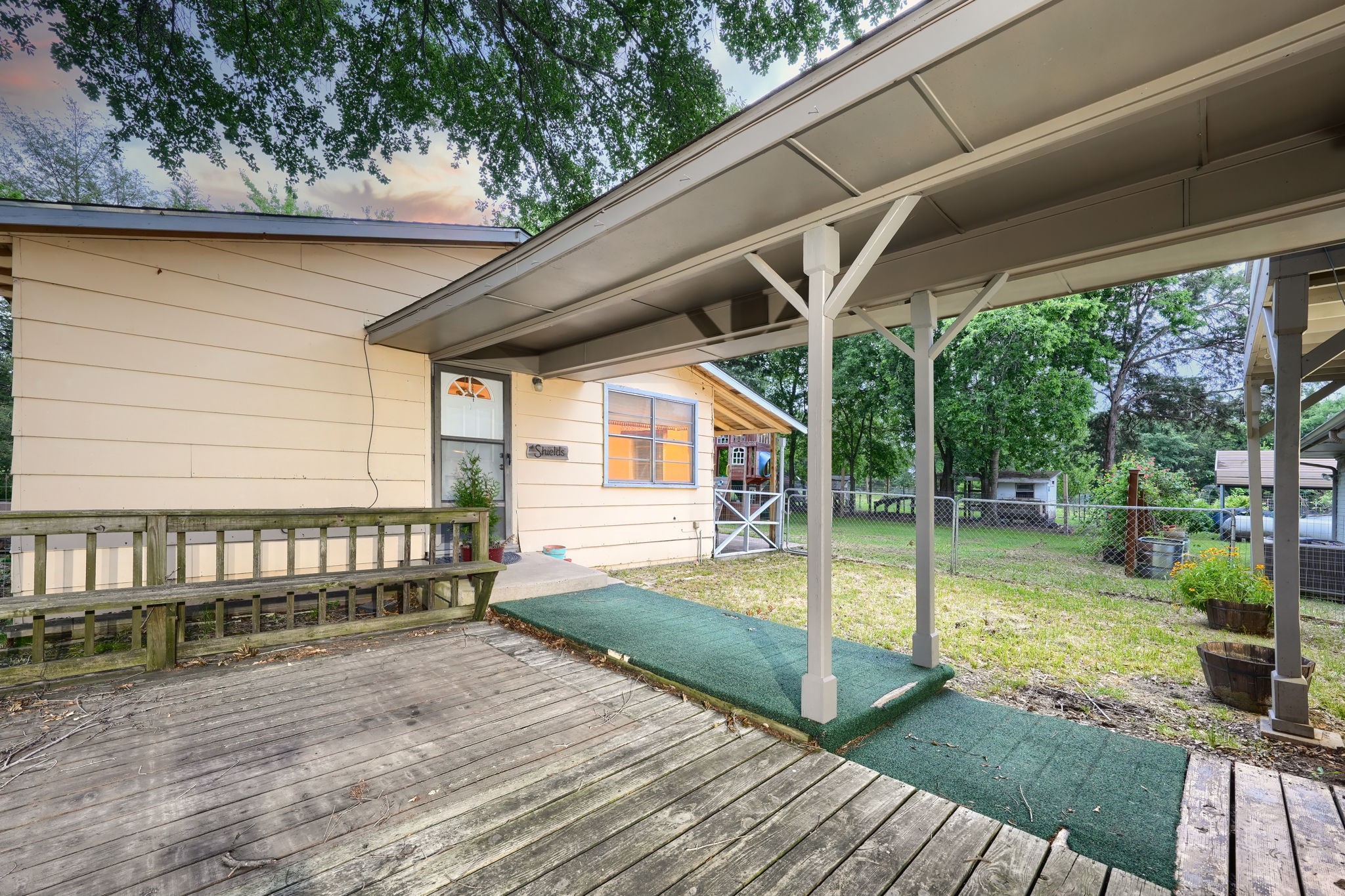 4330 Country Lane