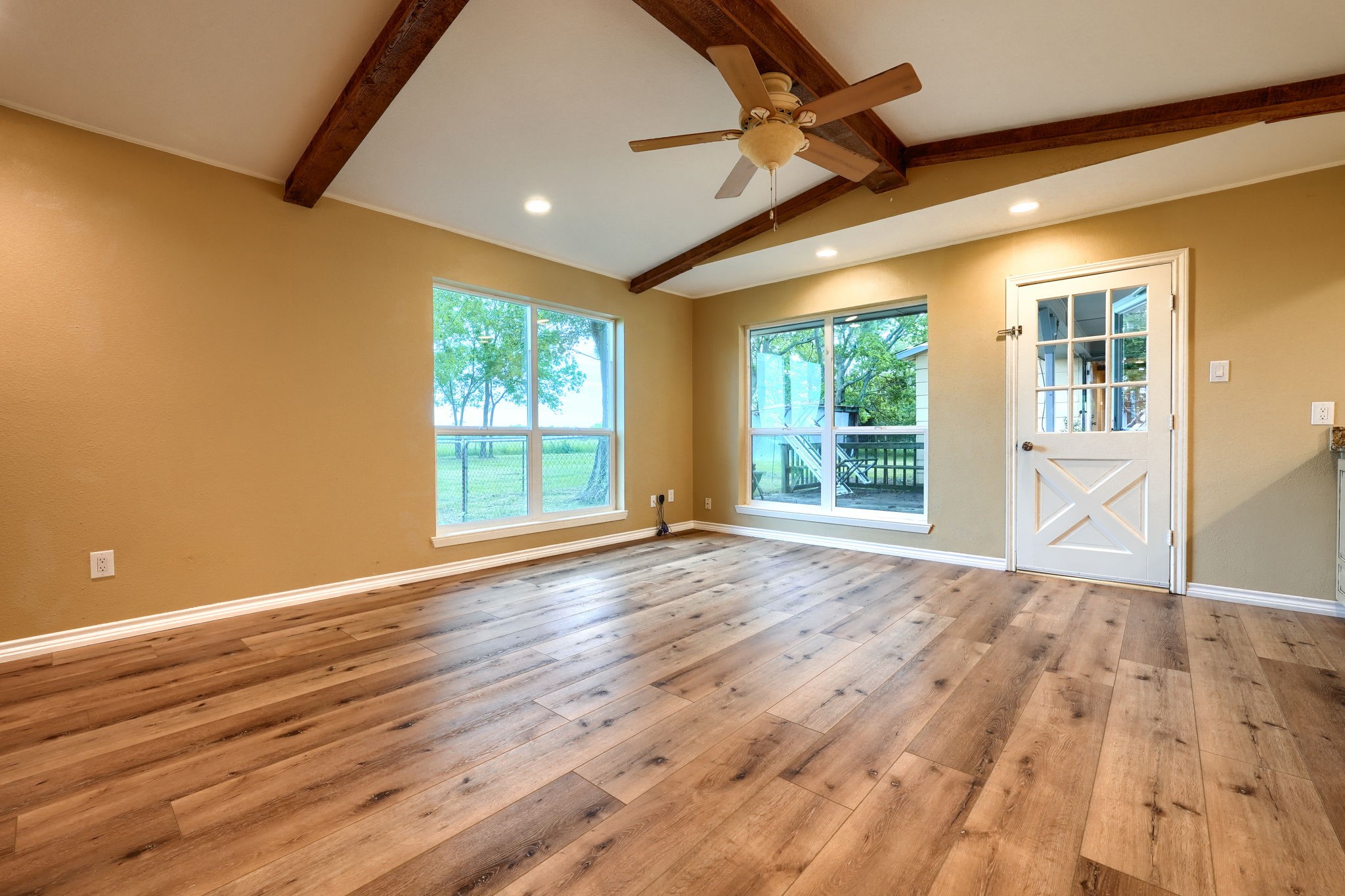 4330 Country Lane