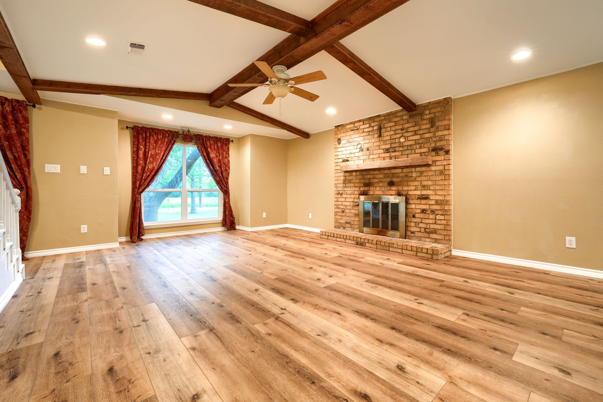 4330 Country Lane