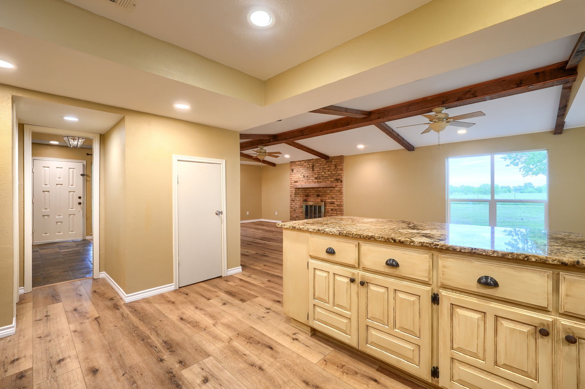4330 Country Lane