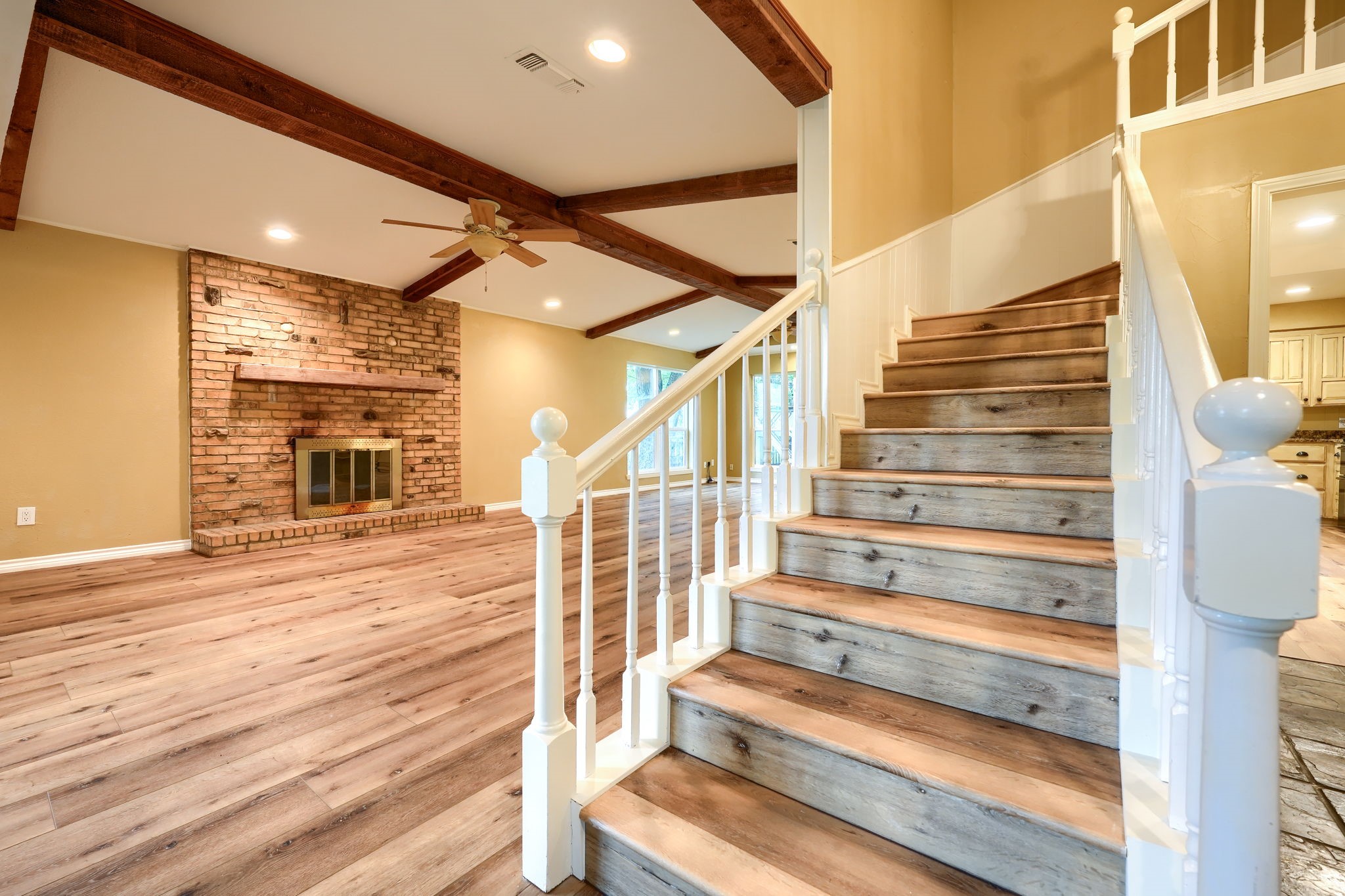 4330 Country Lane