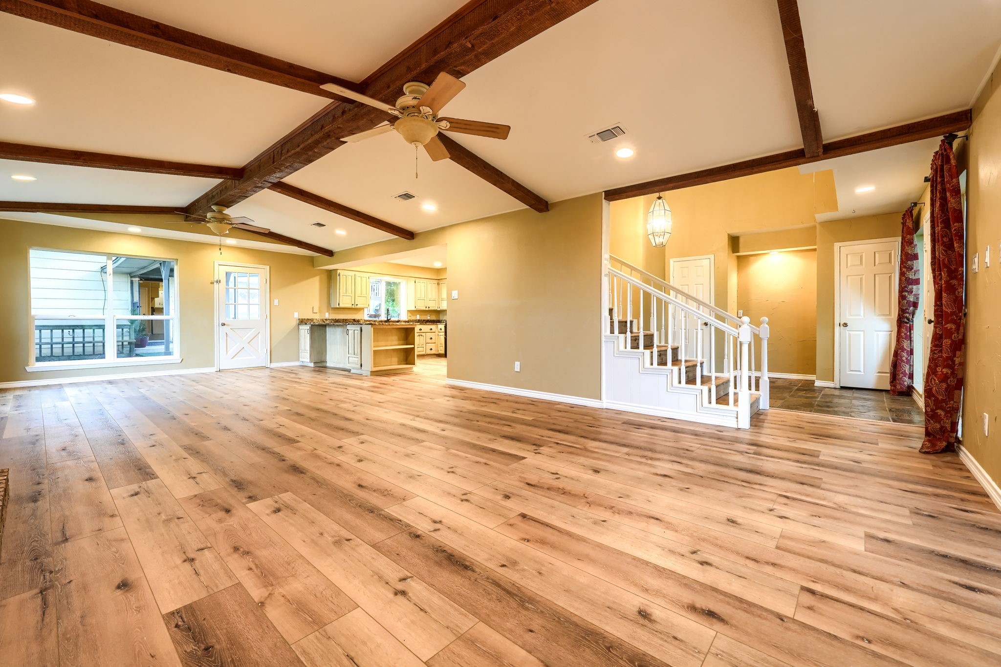 4330 Country Lane