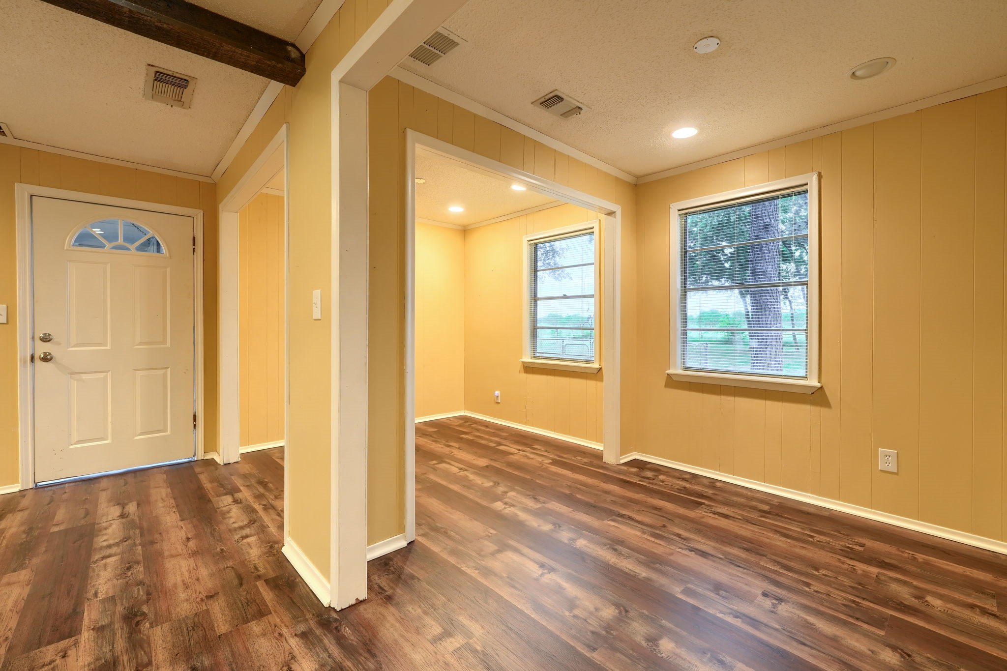 4330 Country Lane