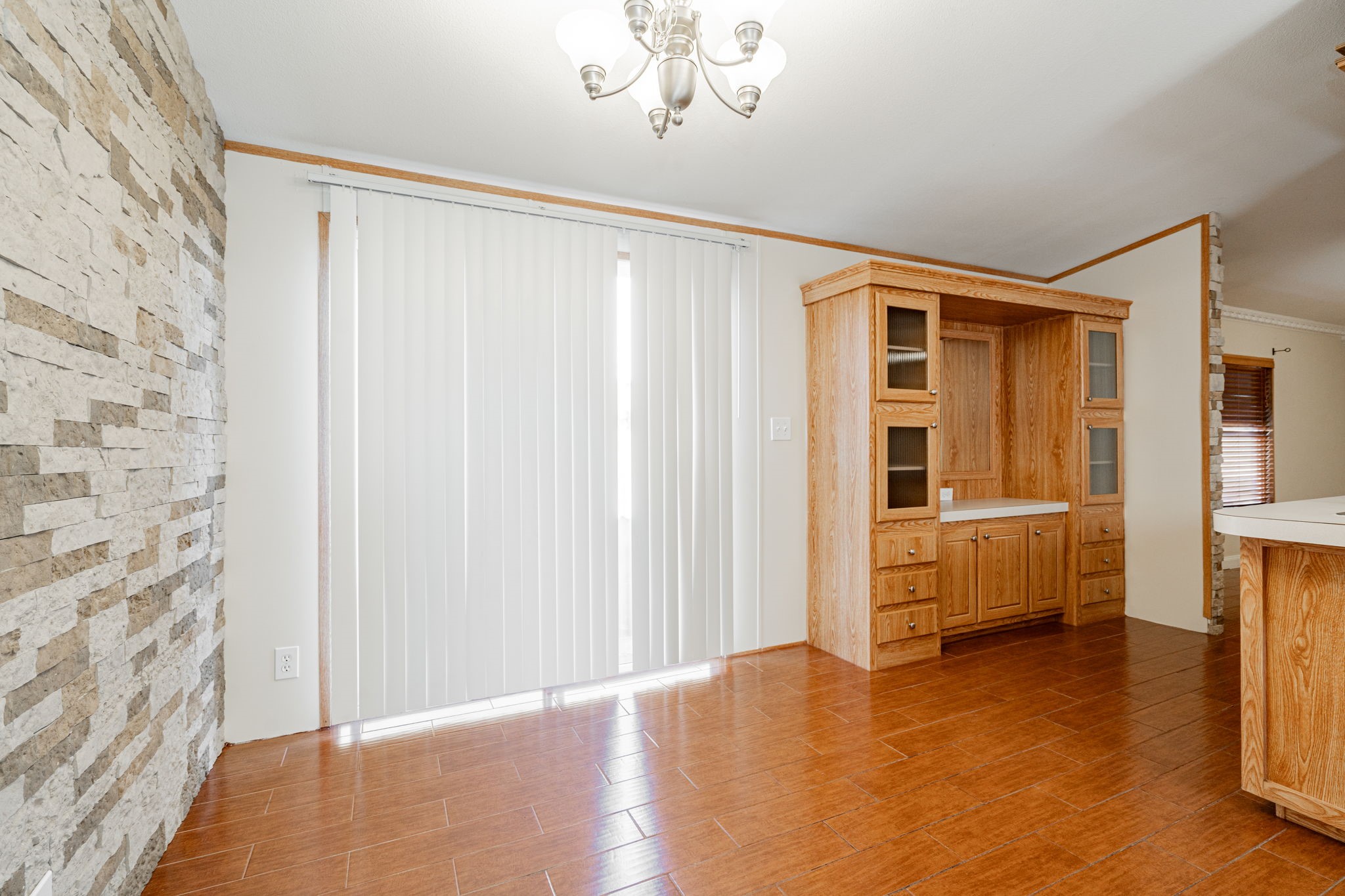 3032 Crest Pointe Drive