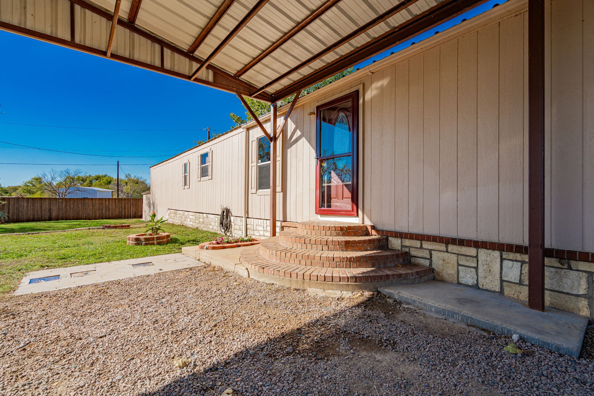 3032 Crest Pointe Drive