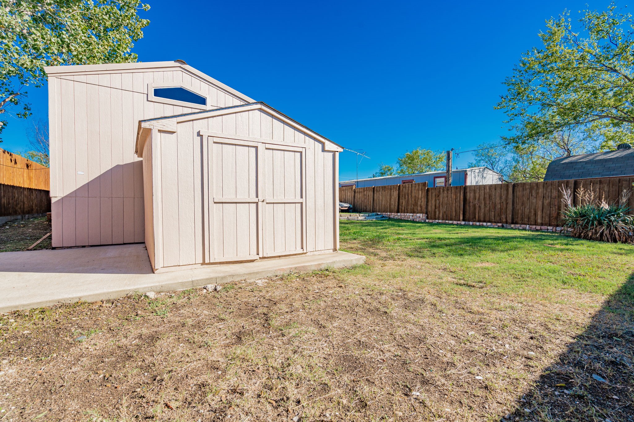 3032 Crest Pointe Drive