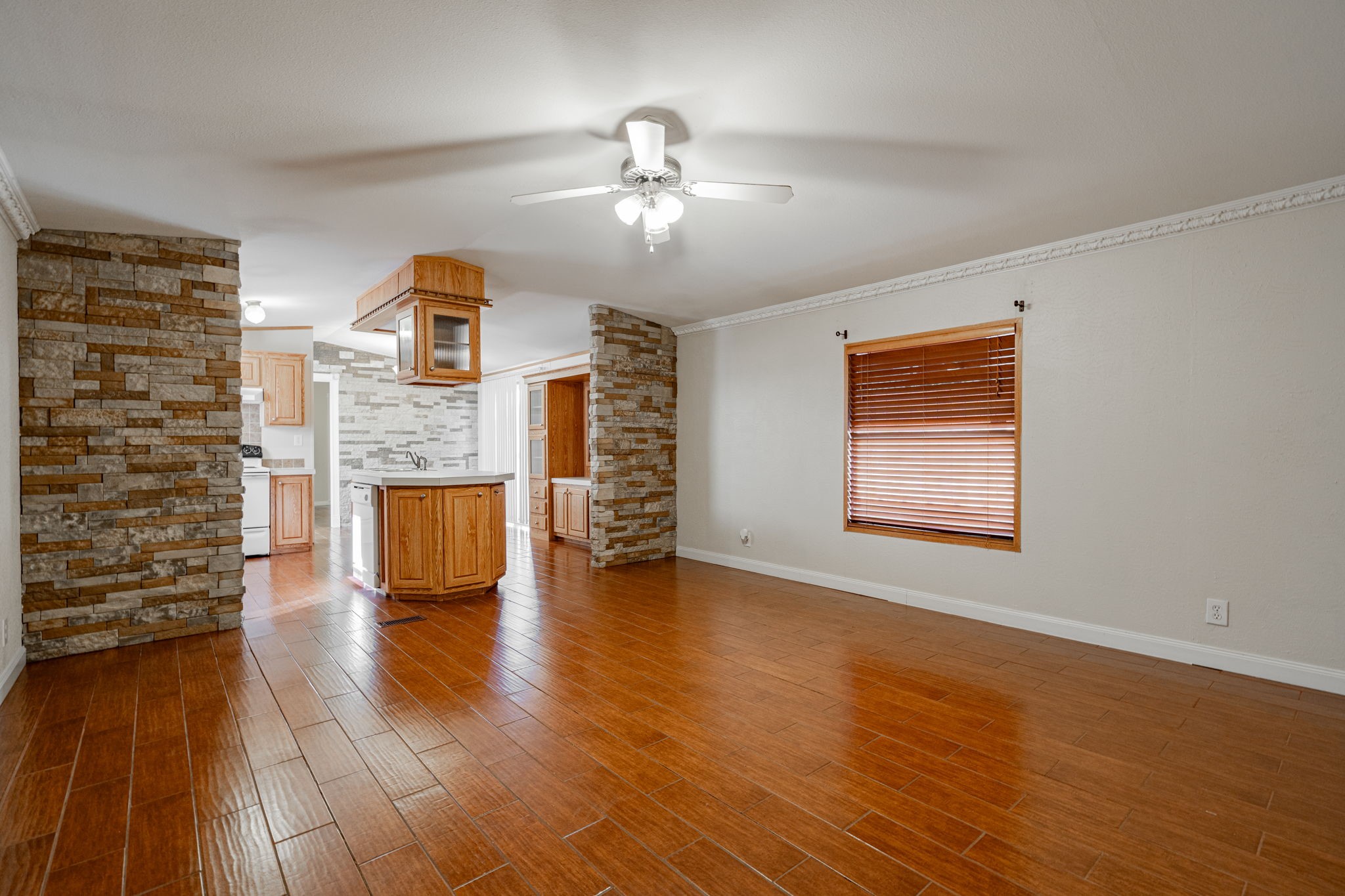 3032 Crest Pointe Drive
