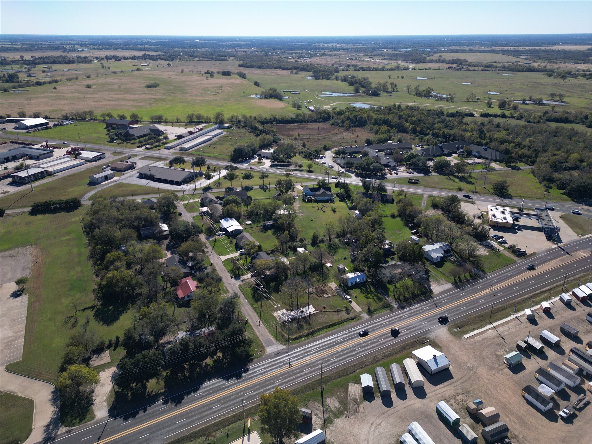 1514 E US-80