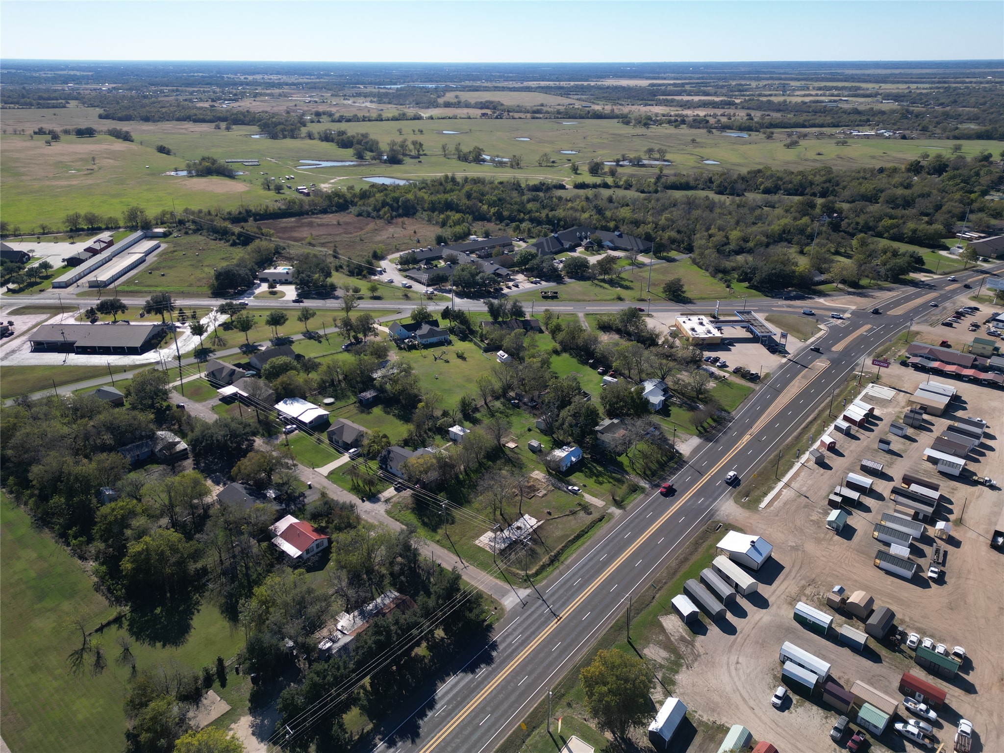 1514 E US-80