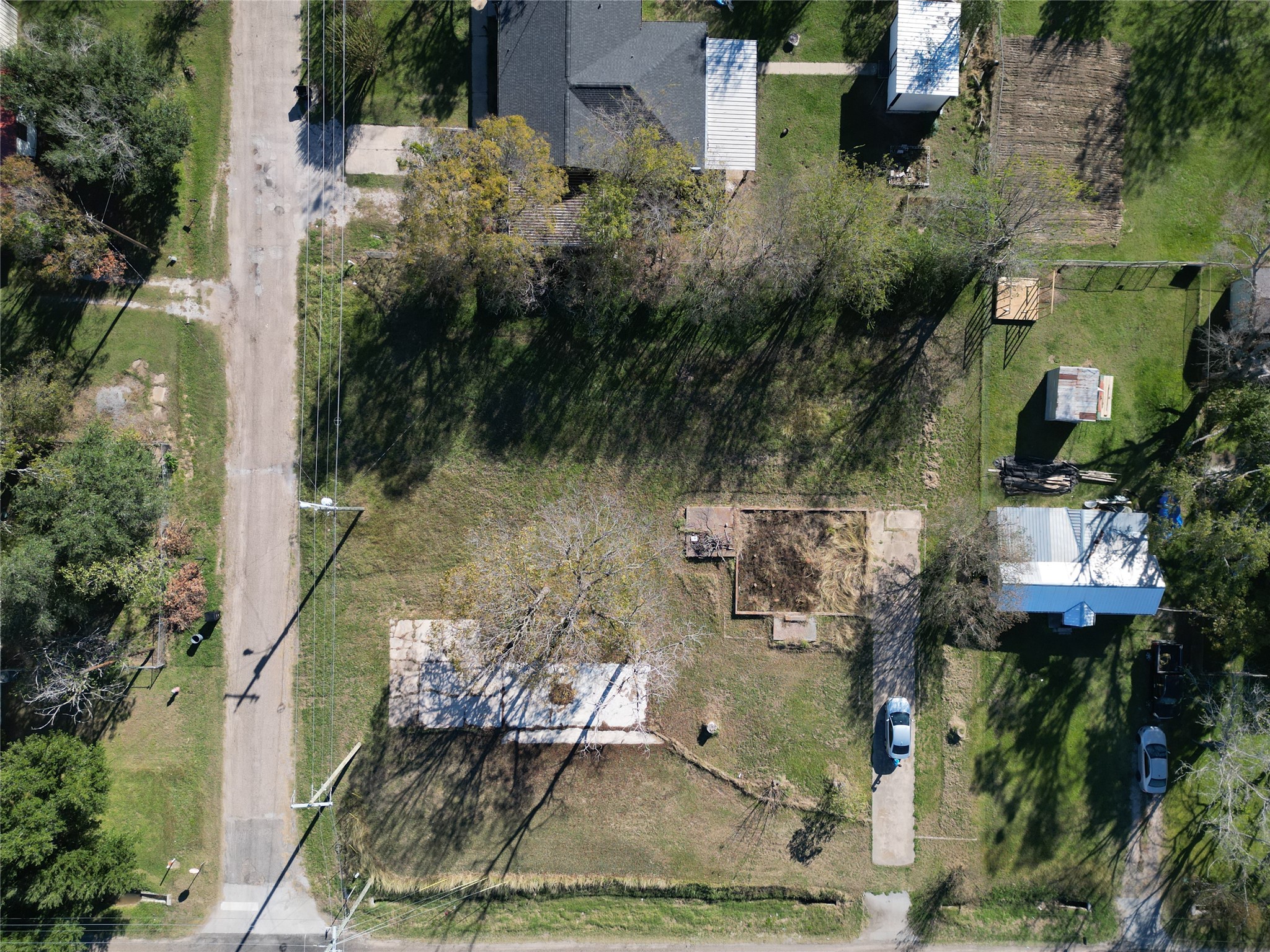 1514 E US-80