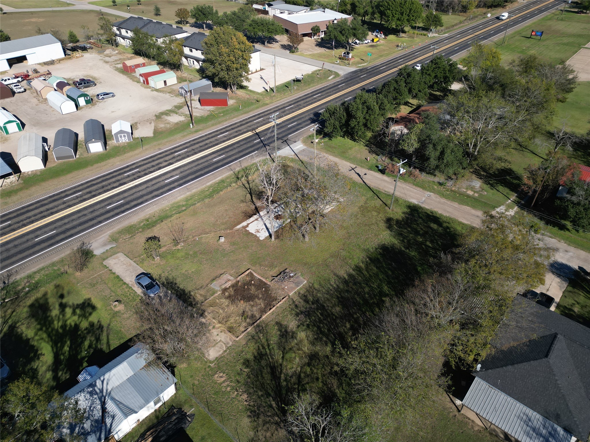 1514 E US-80