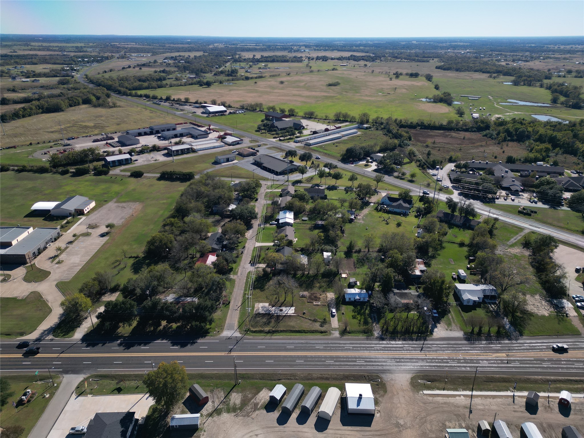 1514 E US-80