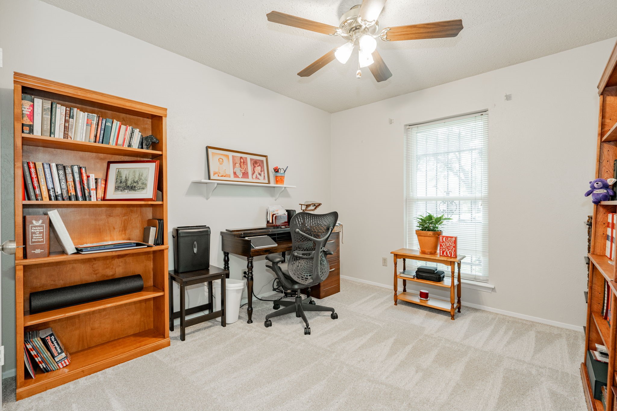 952 Meadowcove Circle