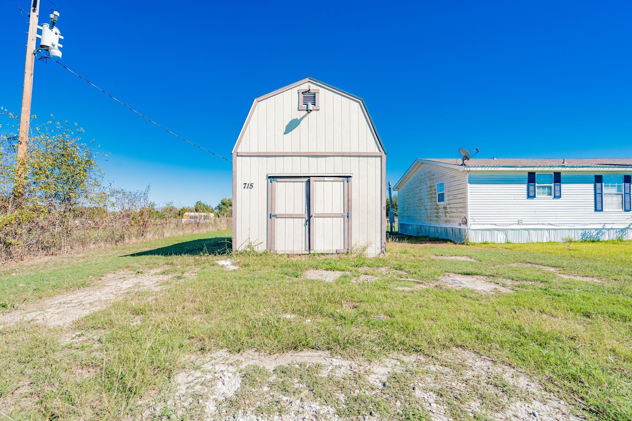 715 SE County Road 2260