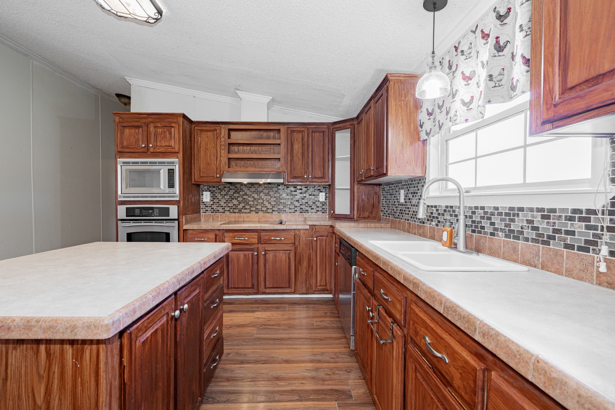 715 SE County Road 2260