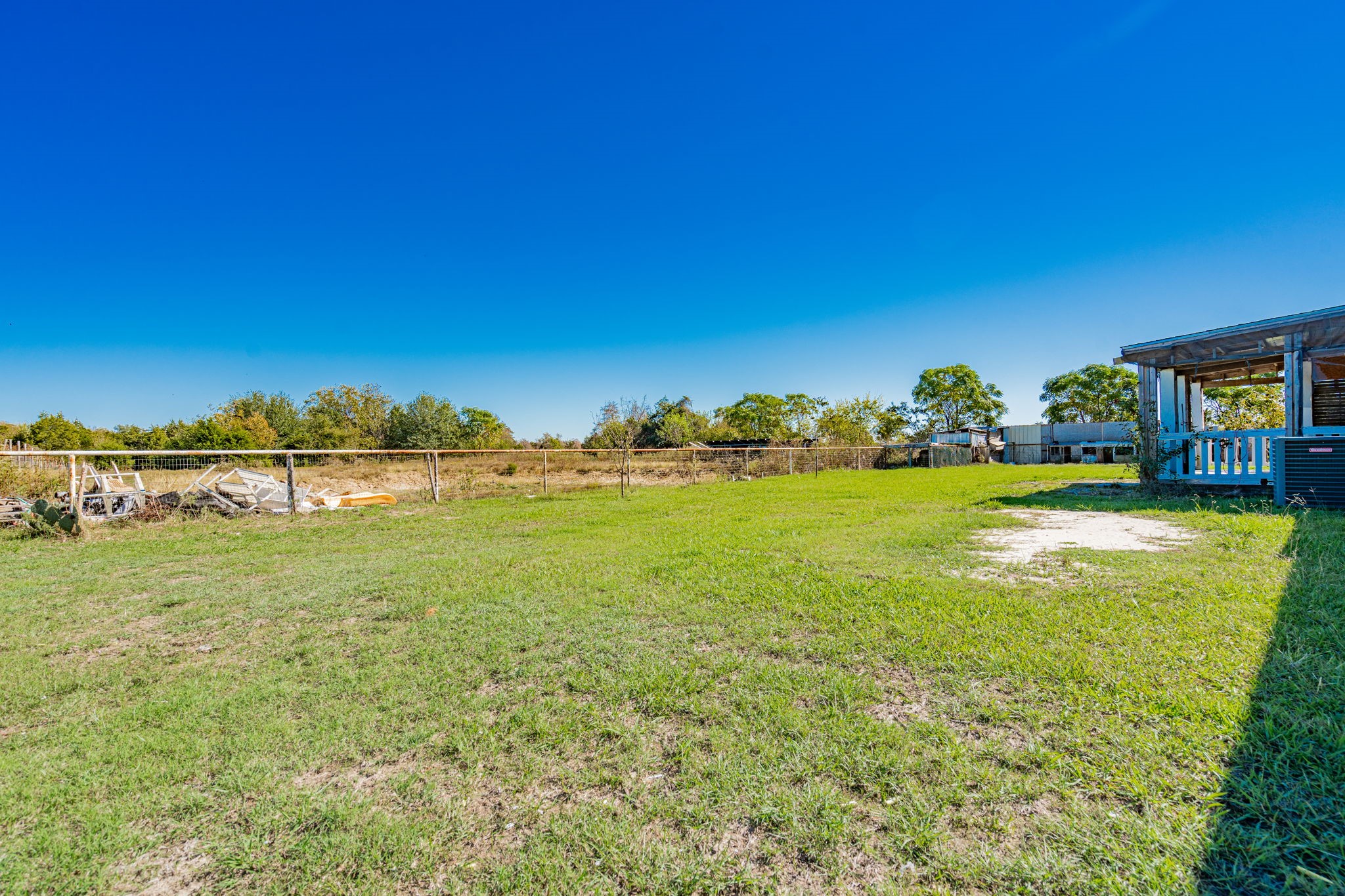 715 SE County Road 2260