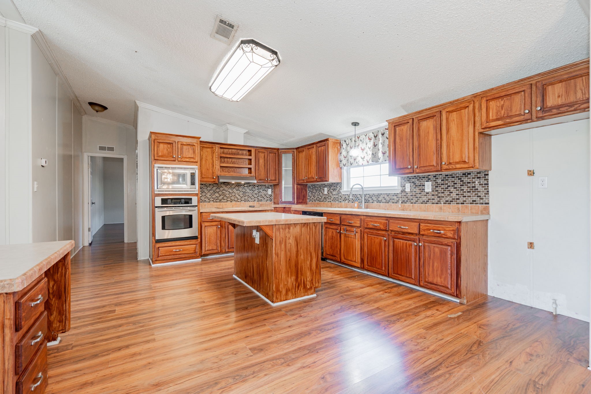 715 SE County Road 2260