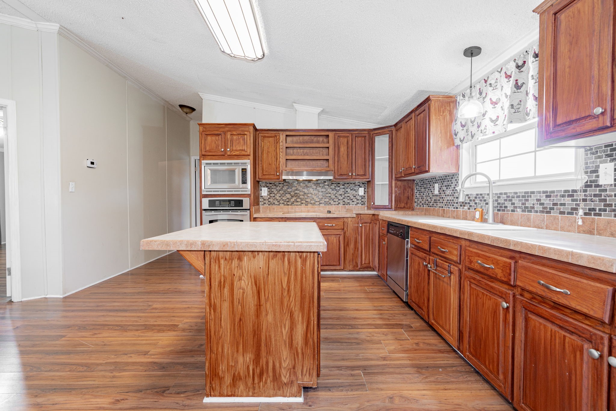 715 SE County Road 2260