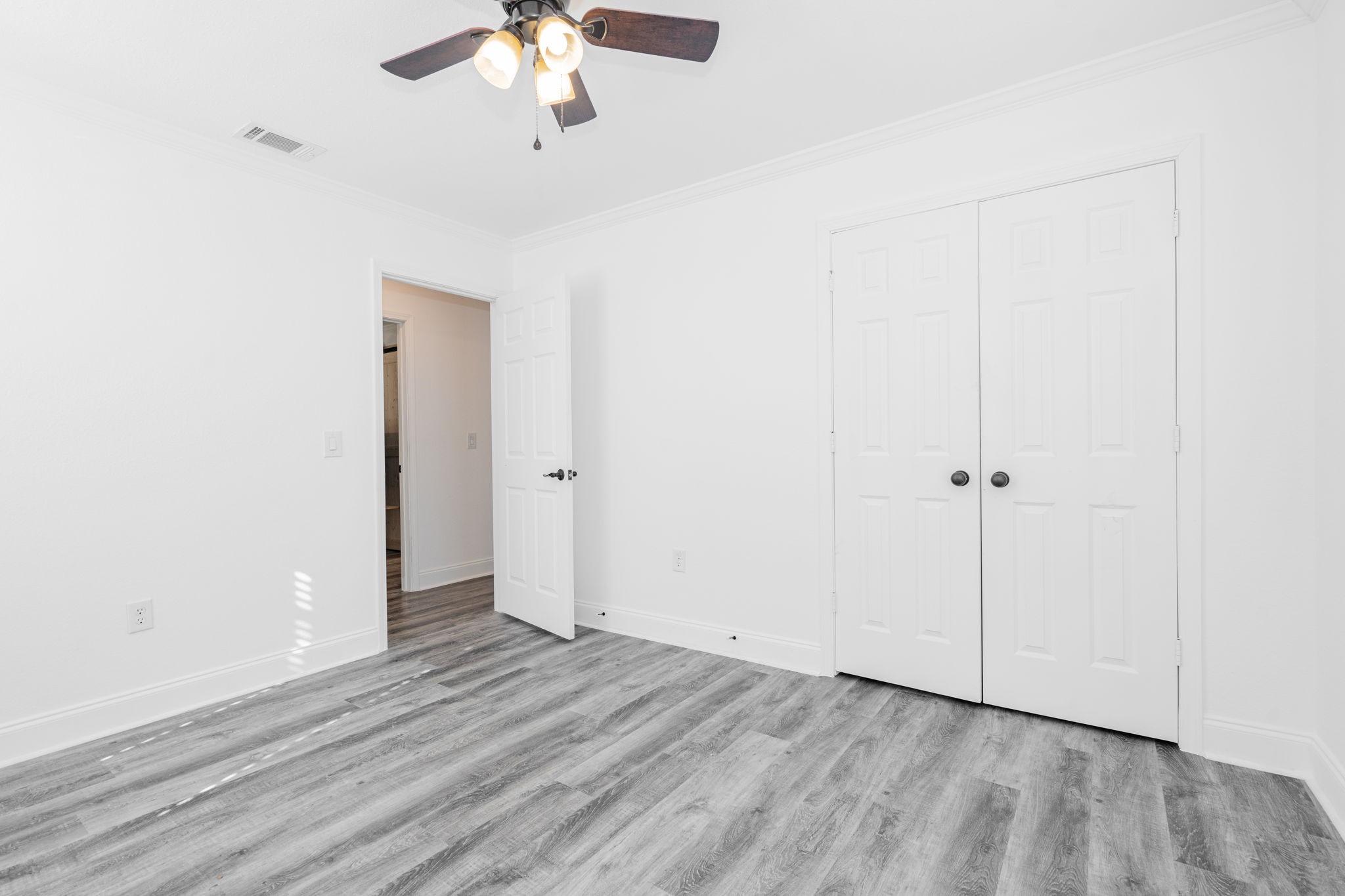 2619 Golden Road