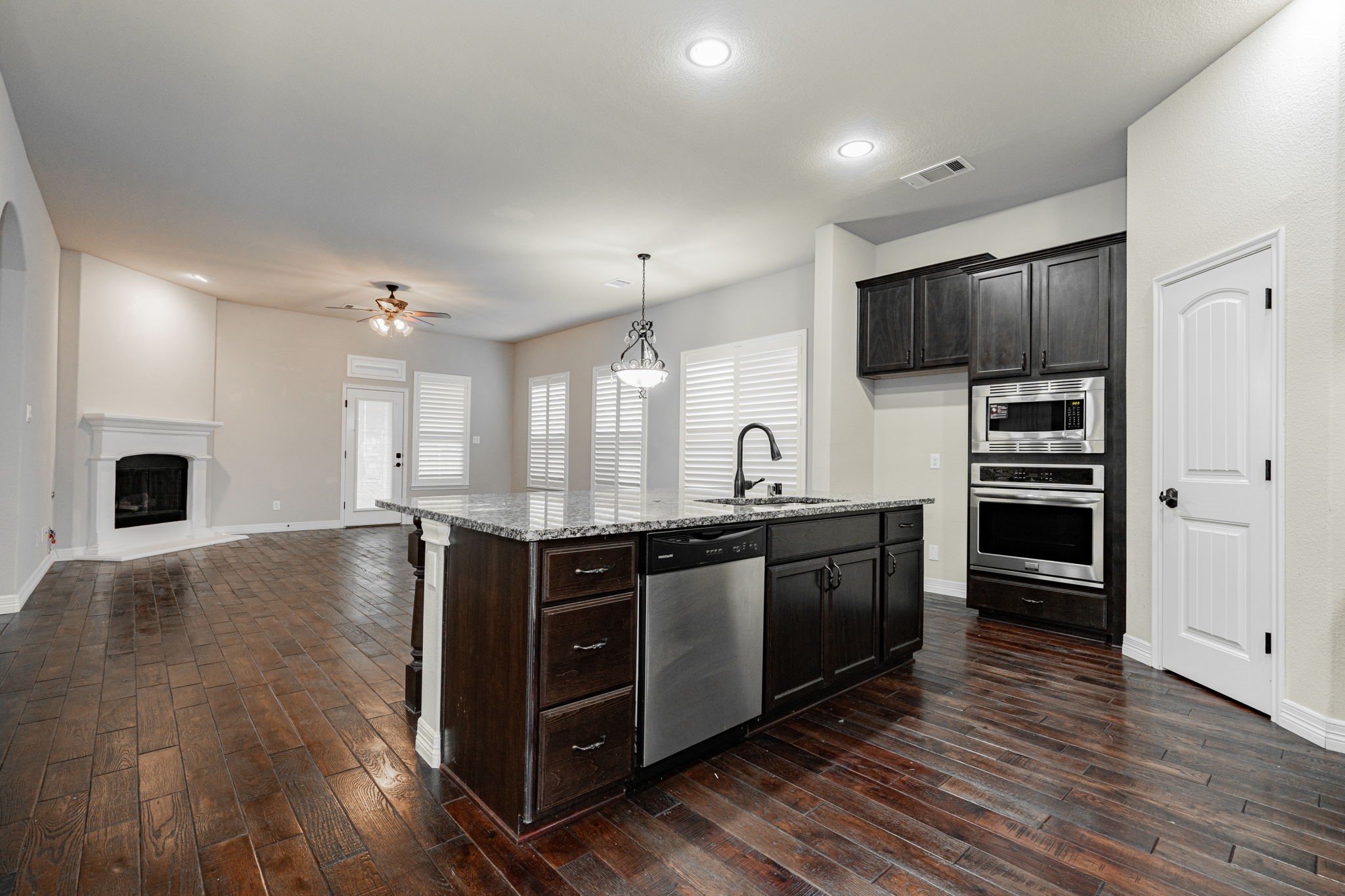 3413 Rosewood Lane