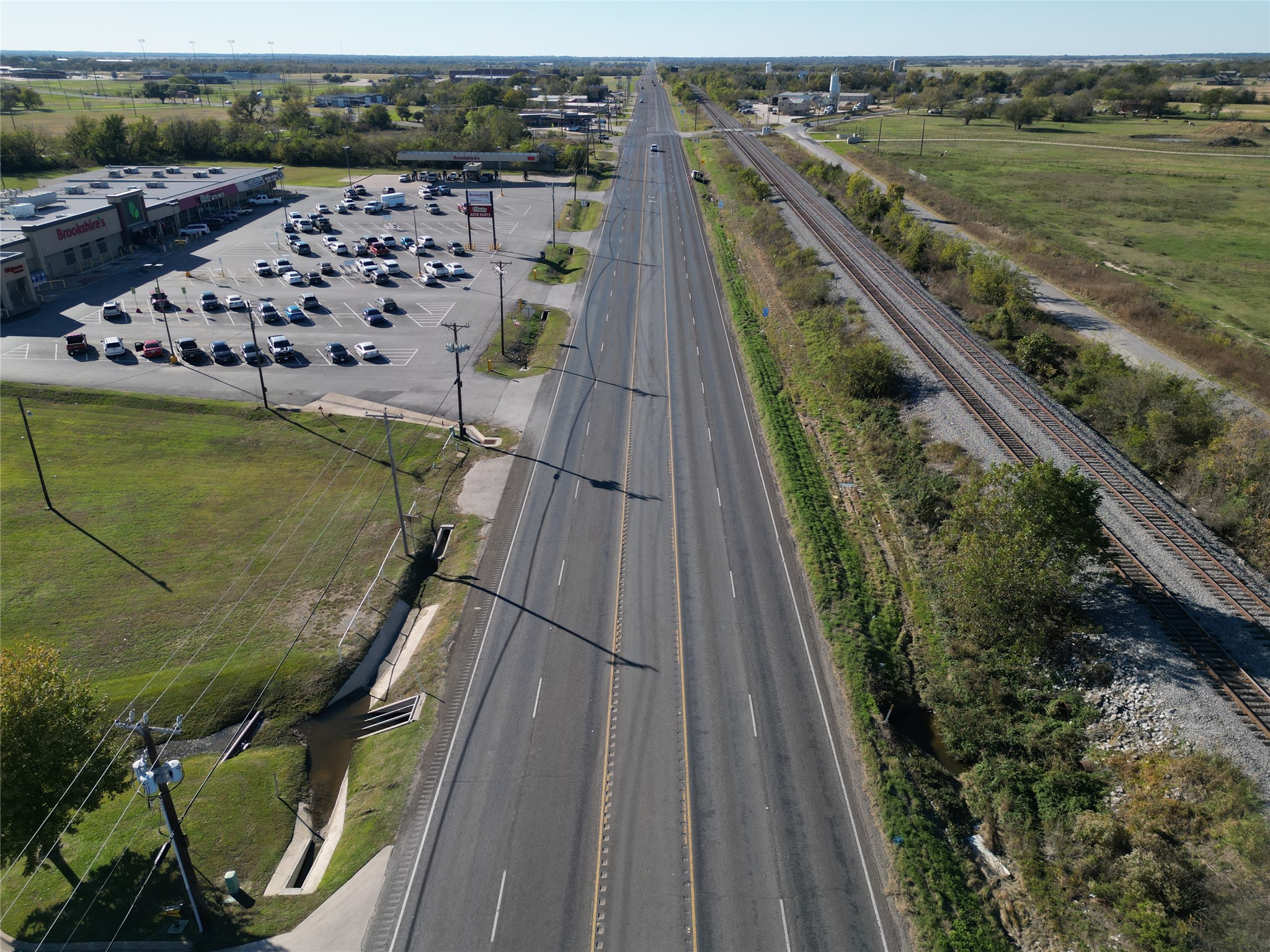 909 E Commerce Street