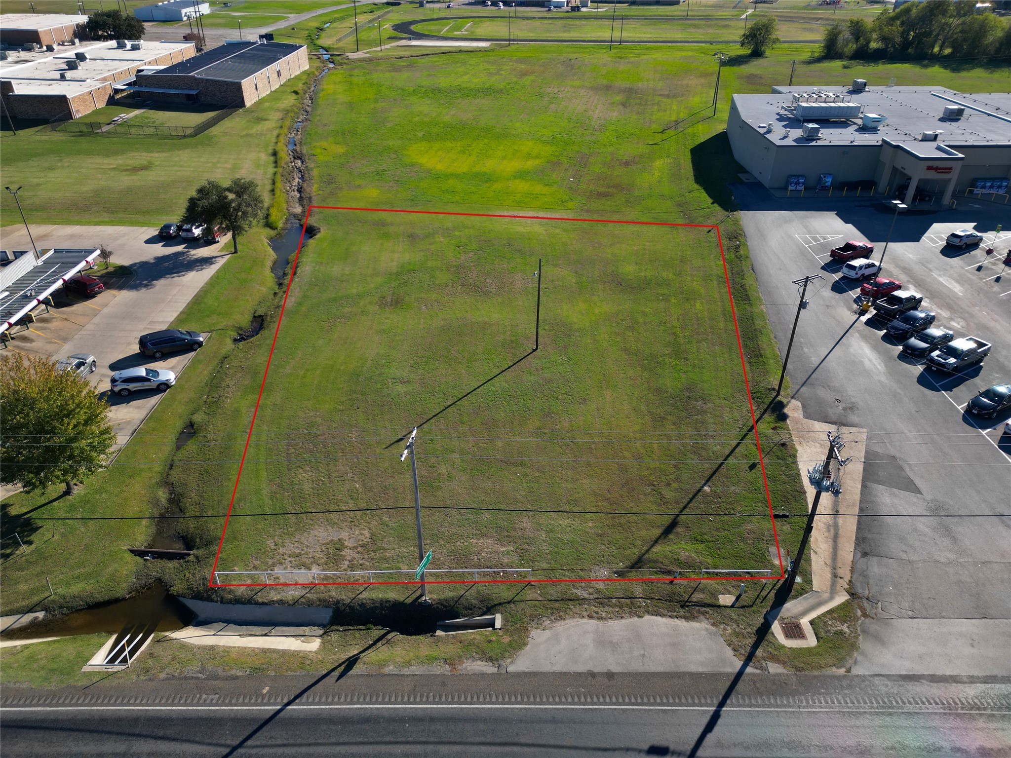 909 E Commerce Street