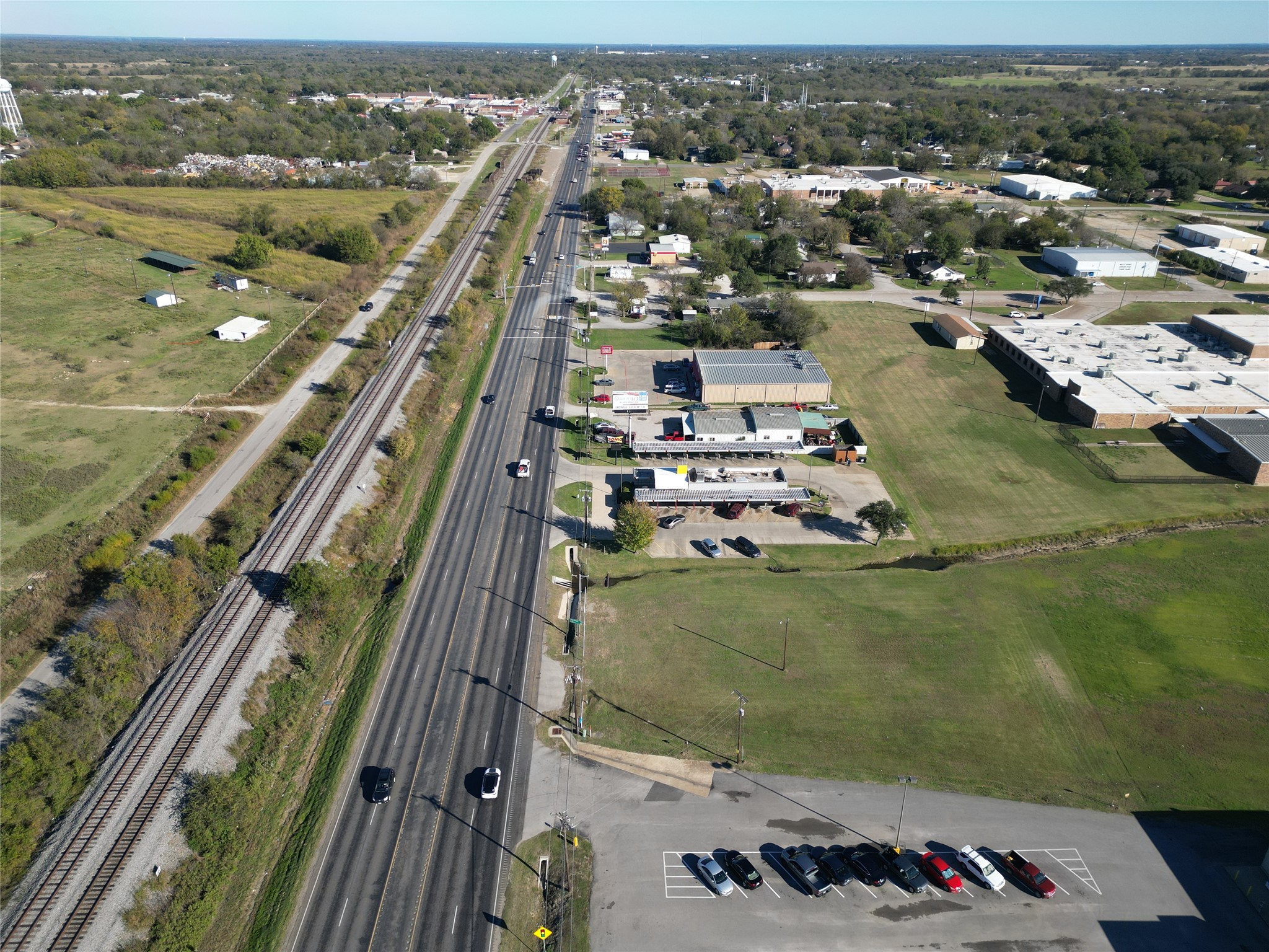 909 E Commerce Street