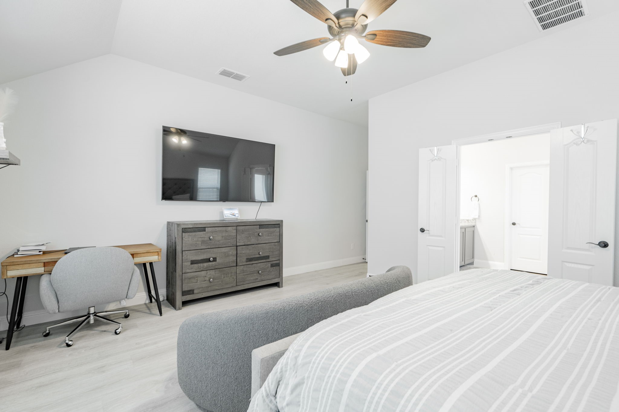 2422 Llano Drive