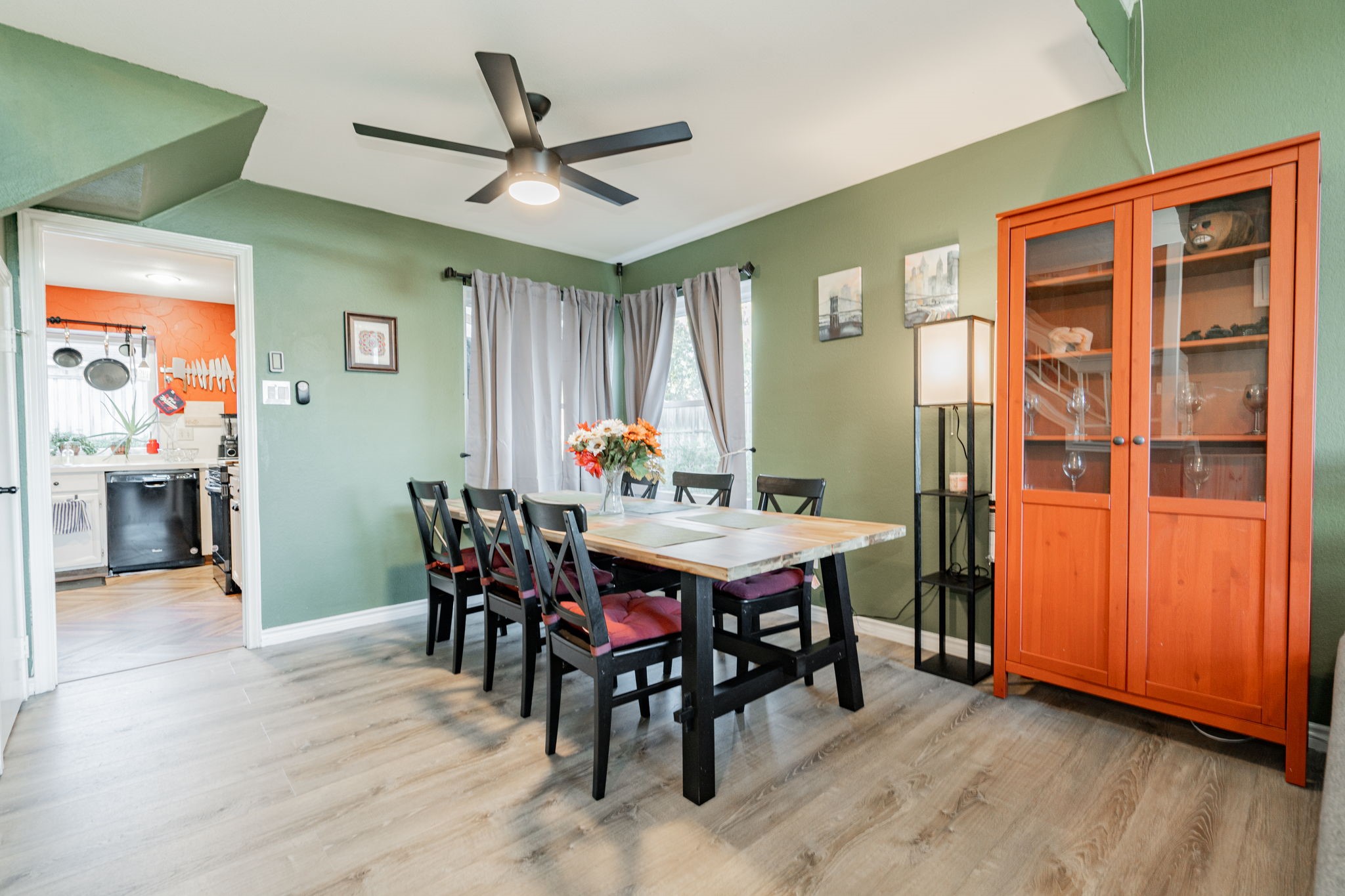 6101 Ridge Top Lane