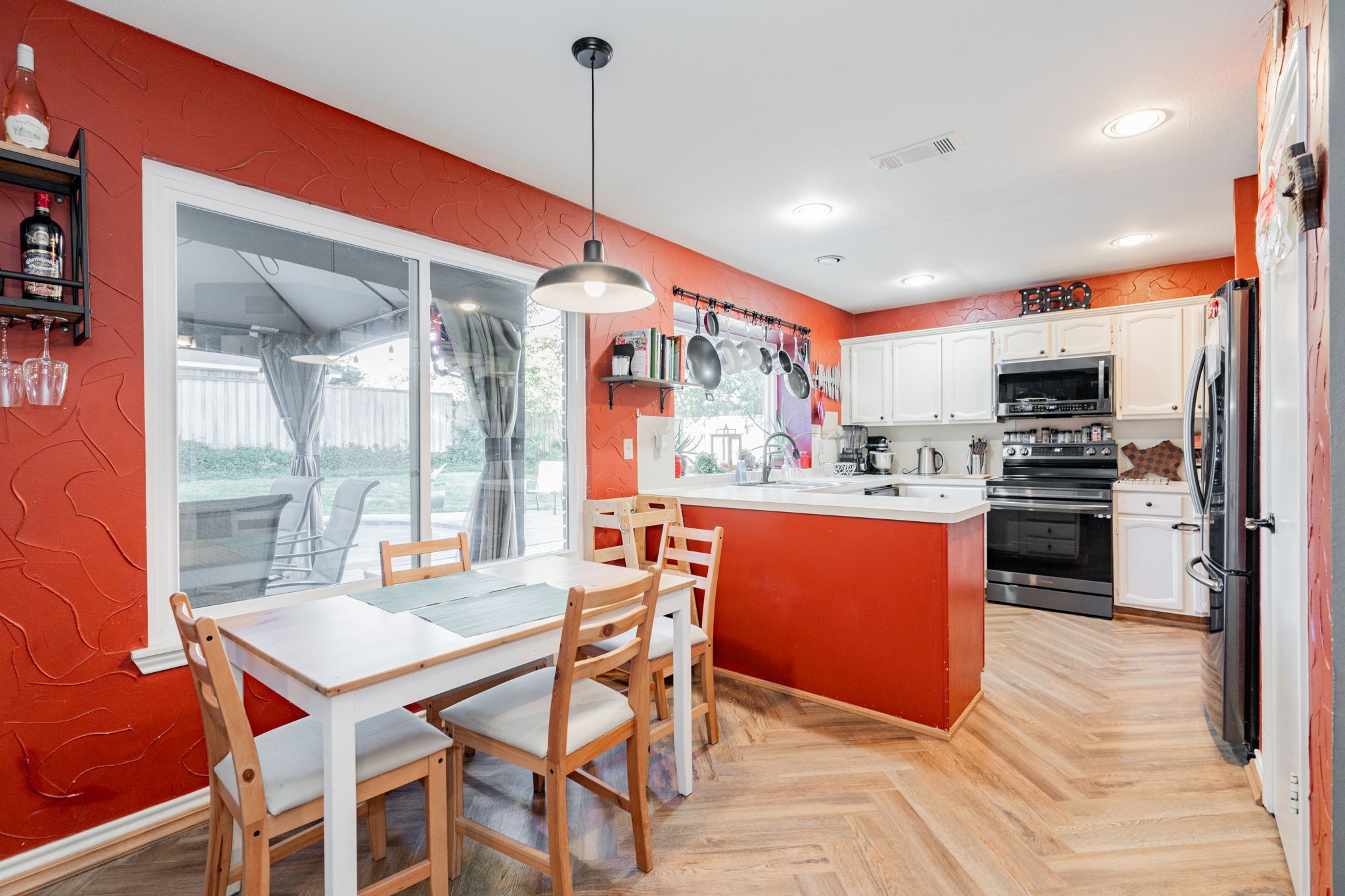 6101 Ridge Top Lane