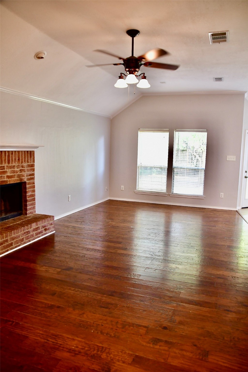 3822 Sycamore