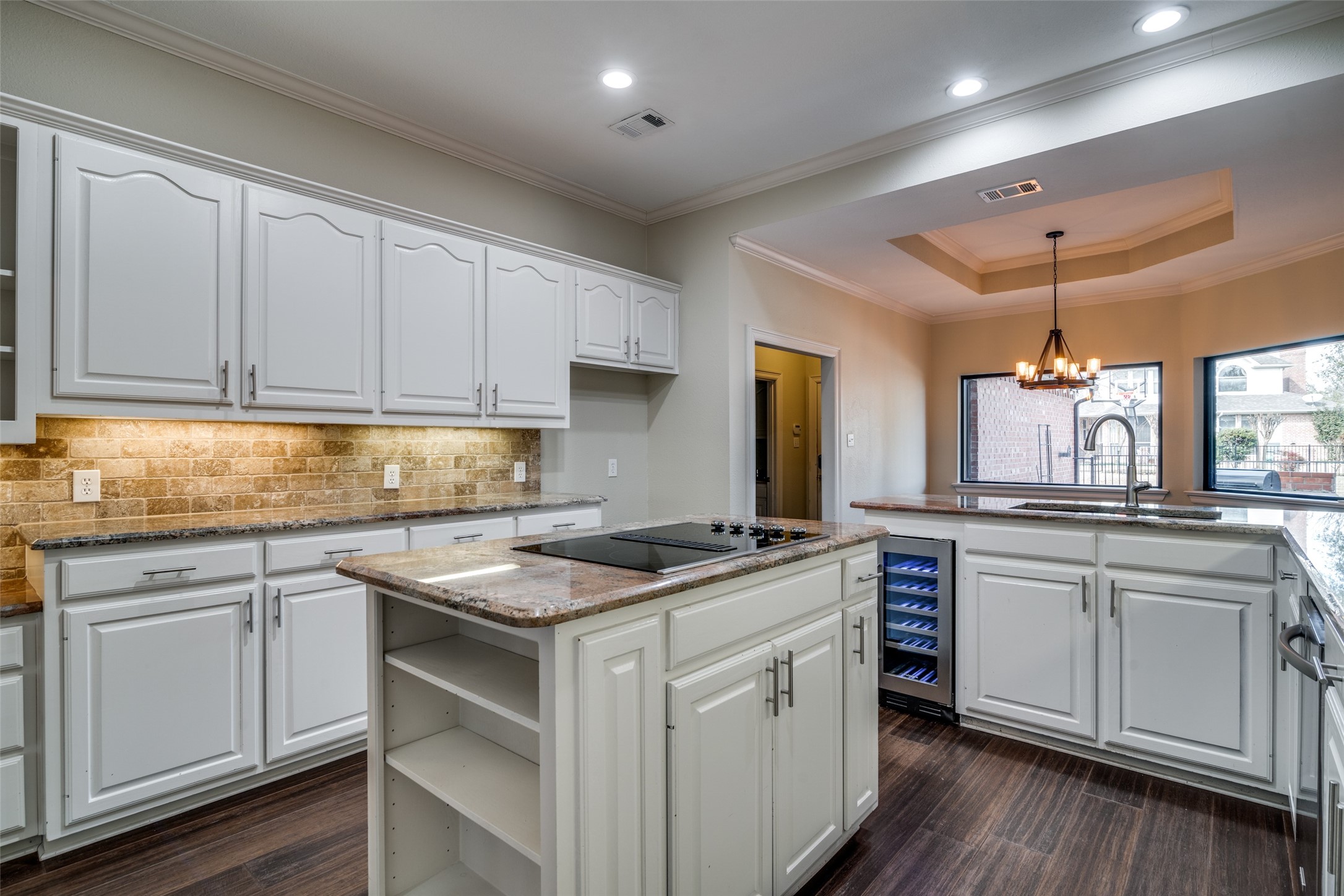 2309 Woodmont Circle
