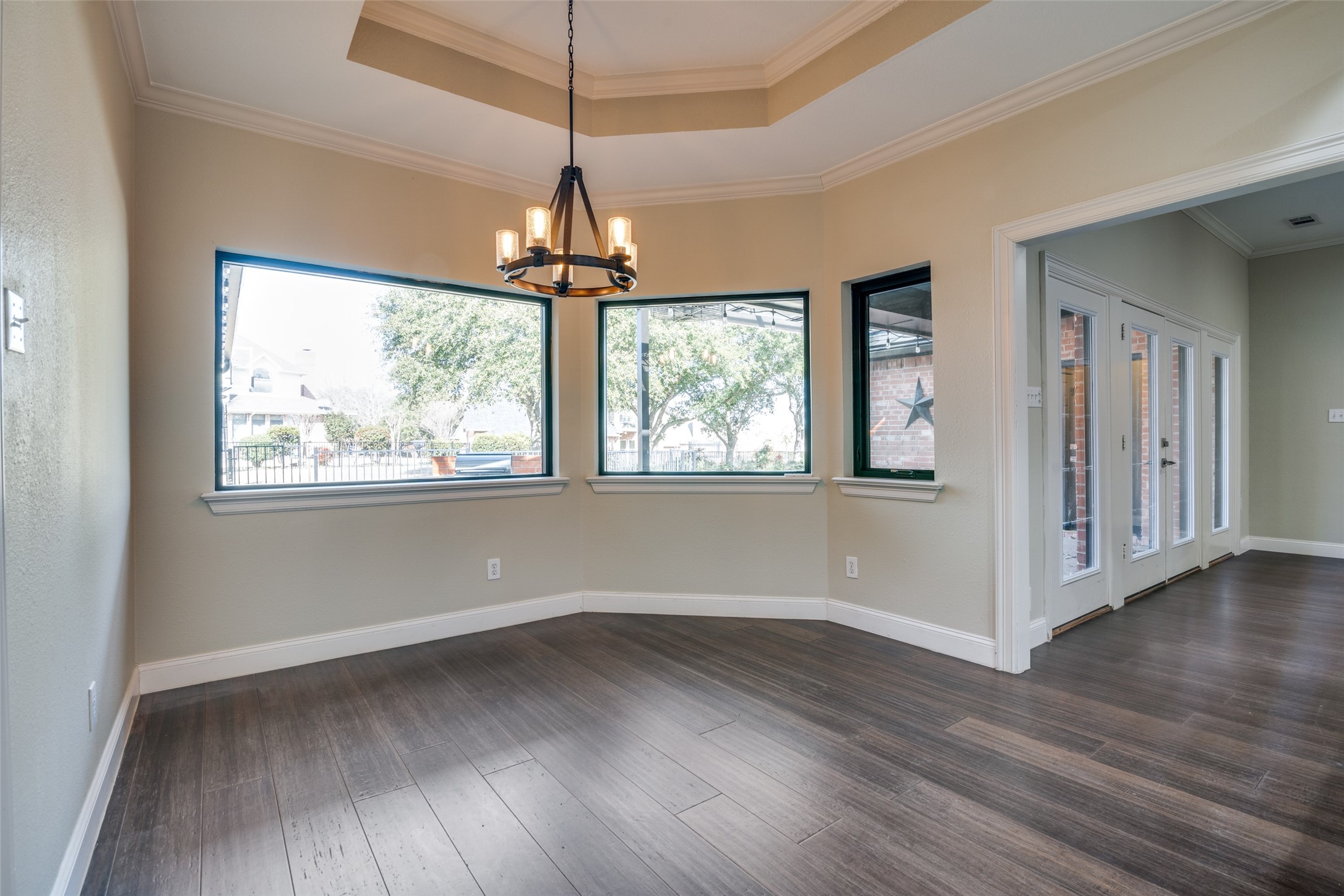 2309 Woodmont Circle