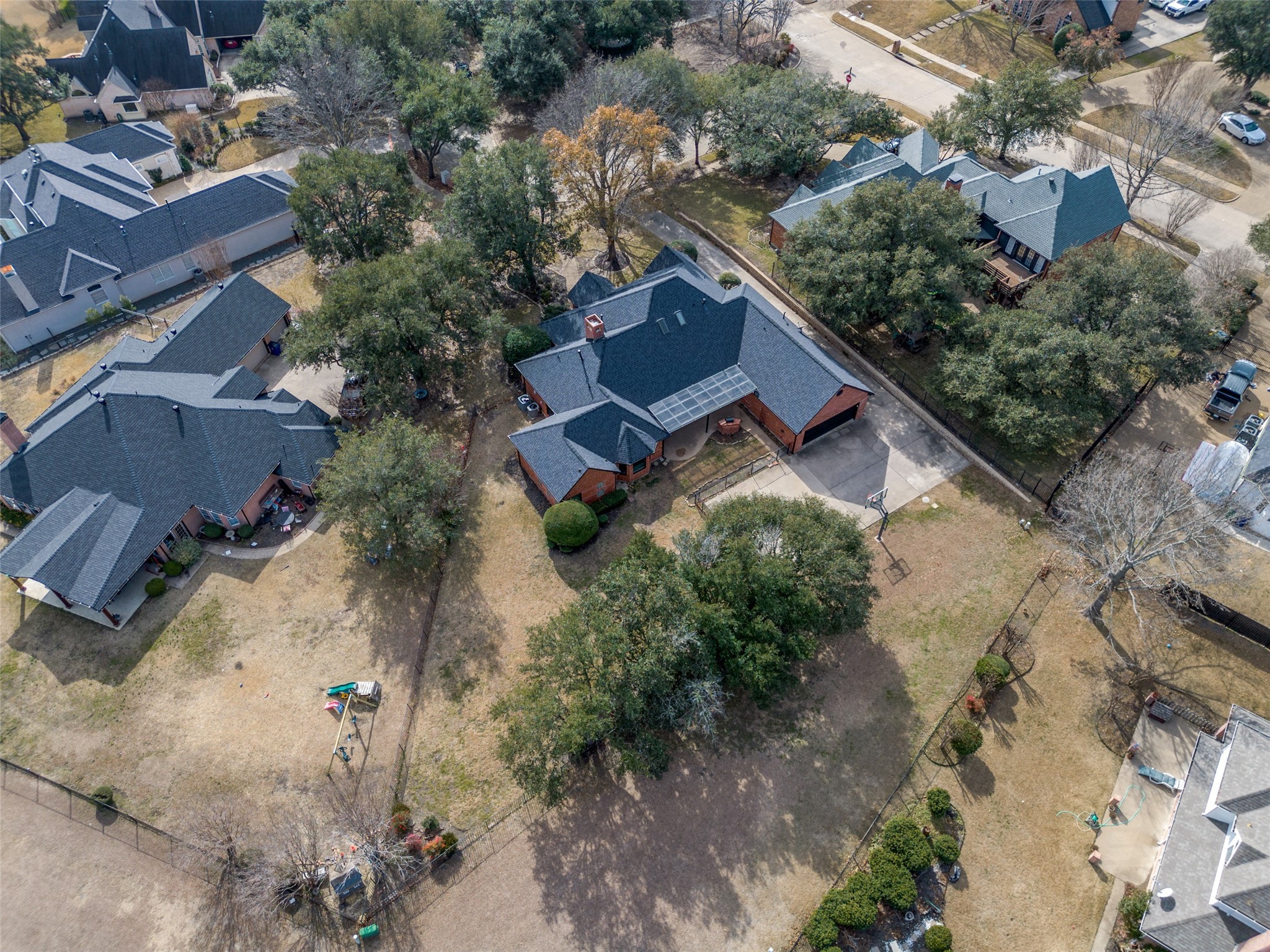 2309 Woodmont Circle