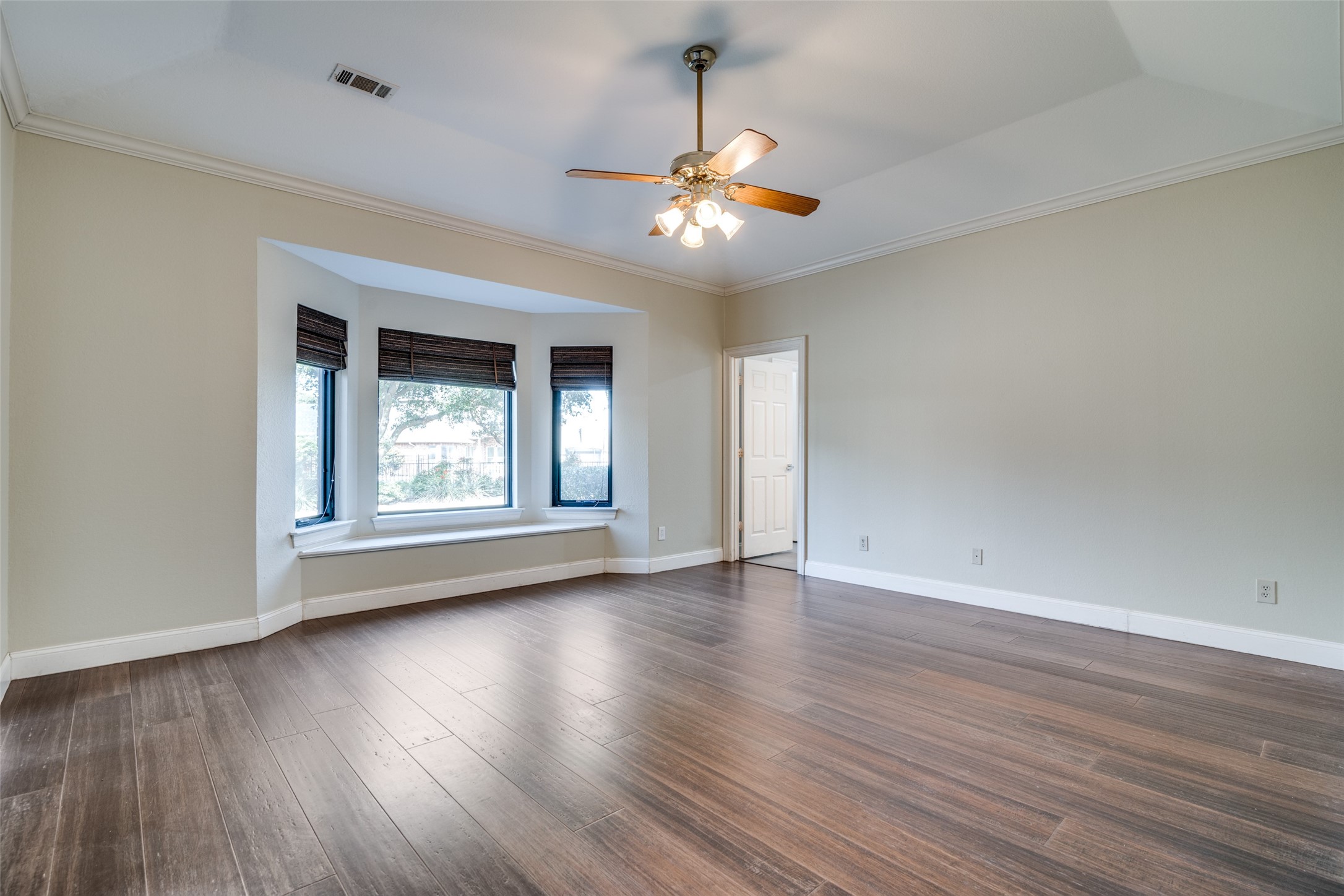 2309 Woodmont Circle