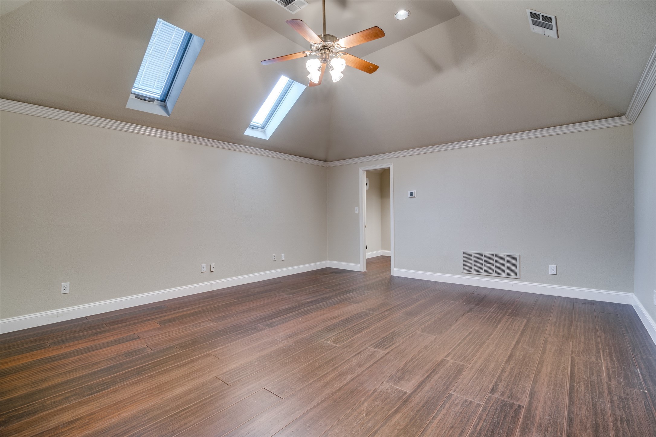 2309 Woodmont Circle