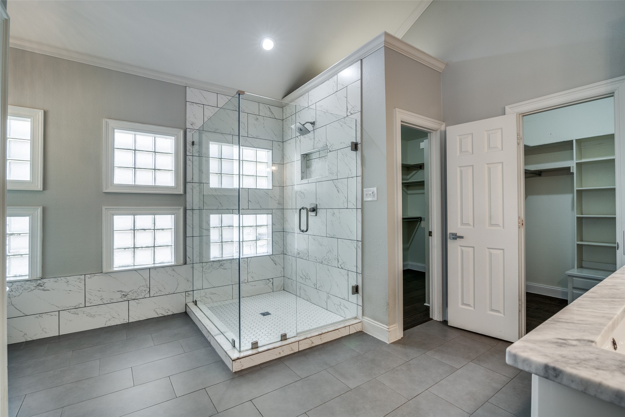 2309 Woodmont Circle