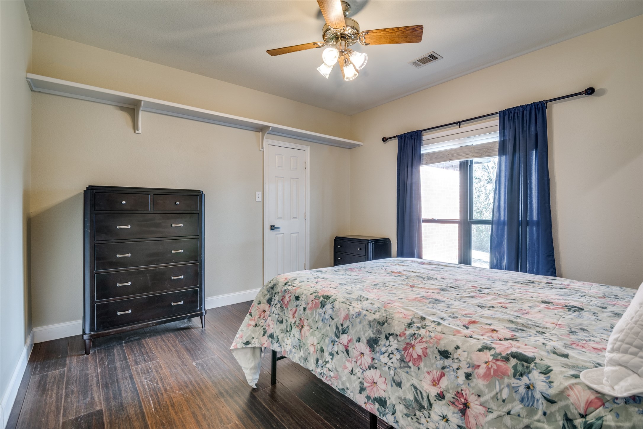 2309 Woodmont Circle